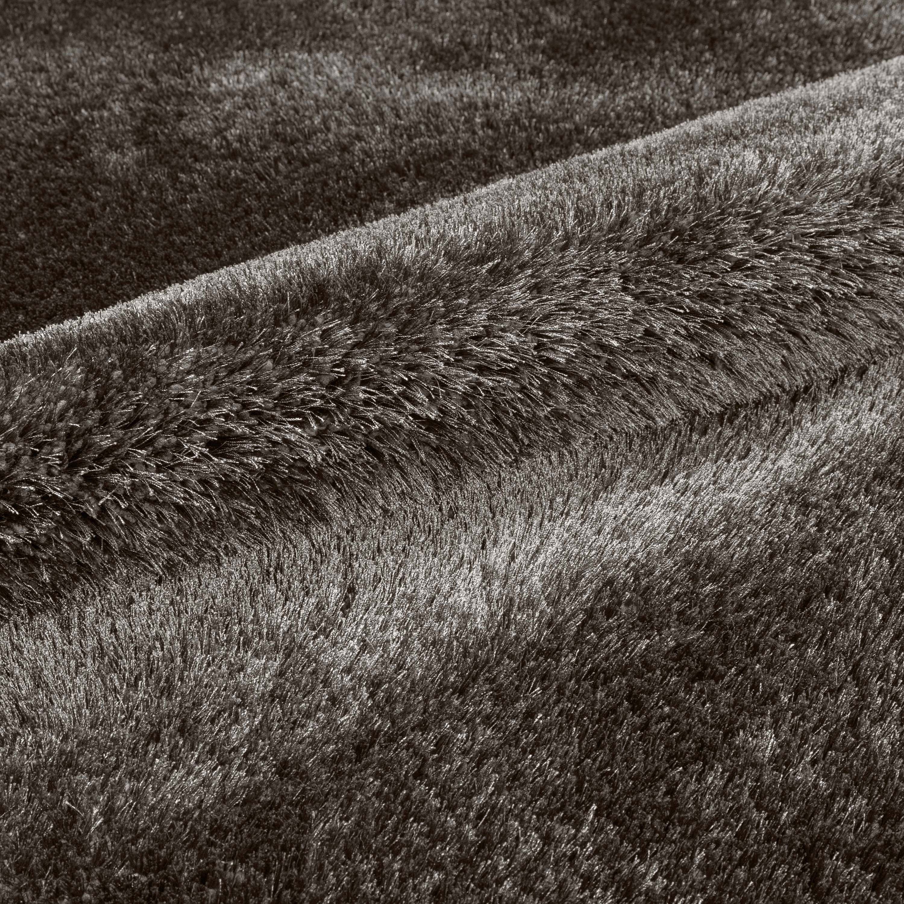 Feather Collection Liza Black Shag Rug – Sparkly, Plush, Minimalist Glam