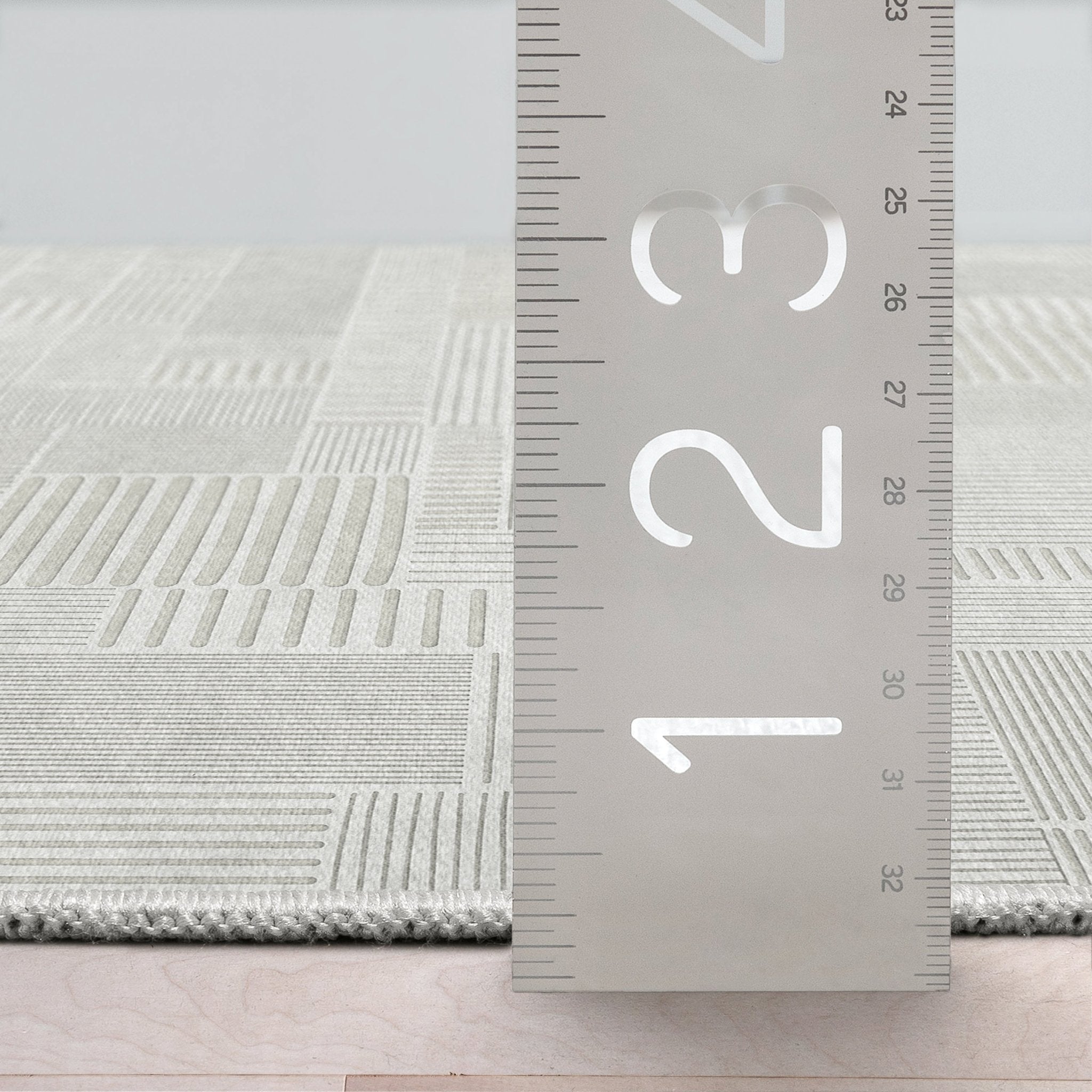 Apollo Granite Geometric Ivory Flat-Pile Rug Well Woven