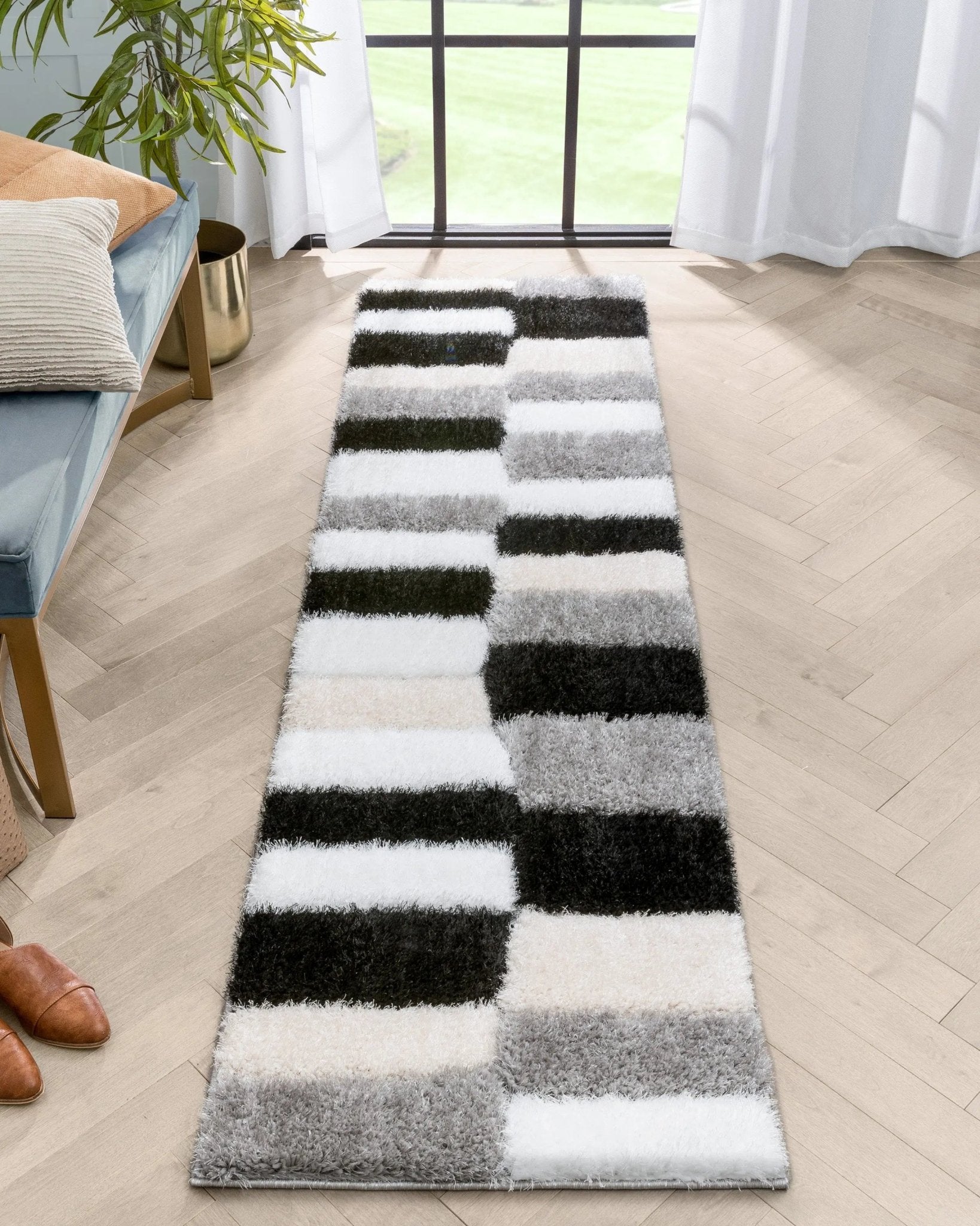 Chaska Geometric Squares Shag Ivory Black 7'10" x 9'10" 3D Textured Rug Well Woven