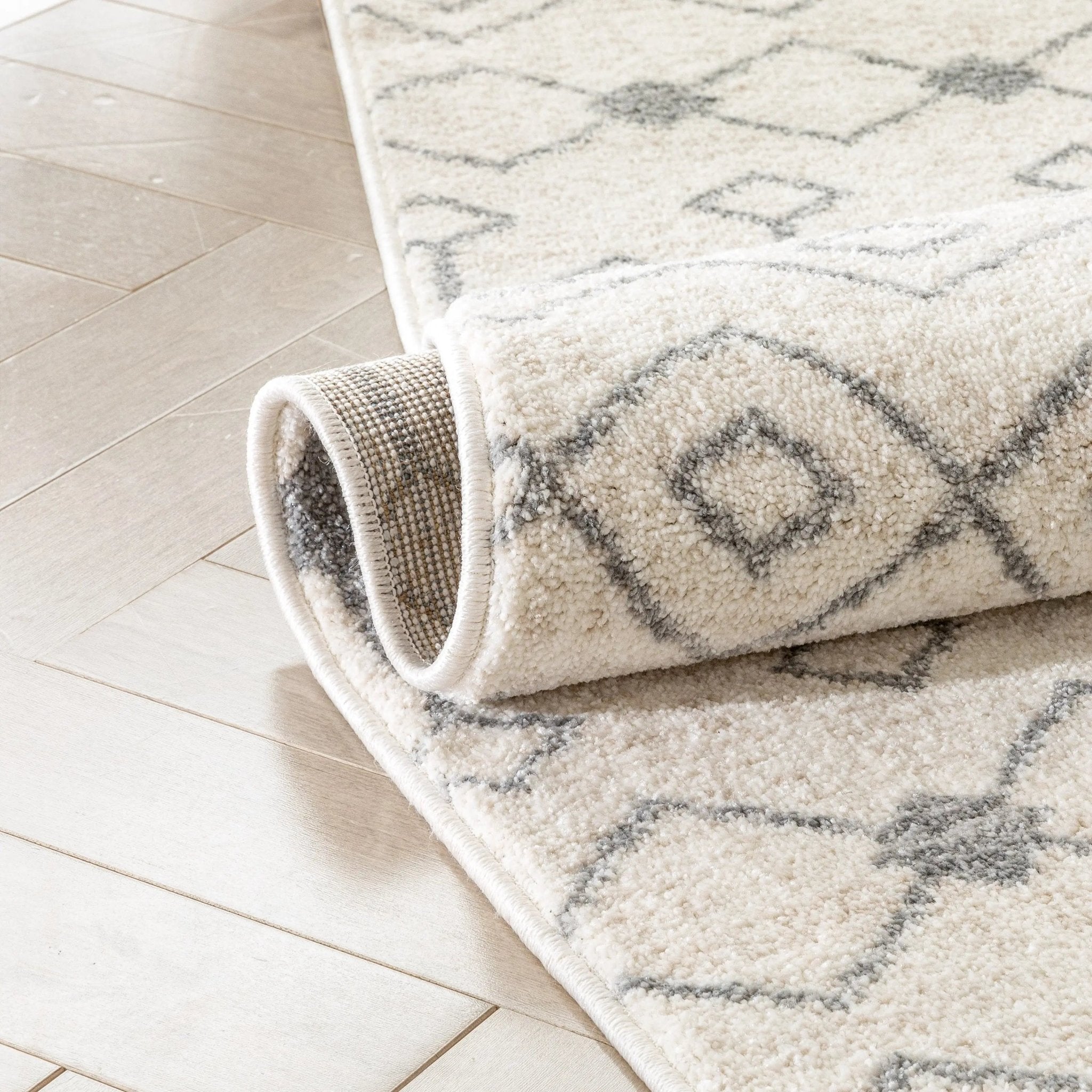 Transistora Nordic Tribal Trellis Pattern Ivory Grey Rug Well Woven