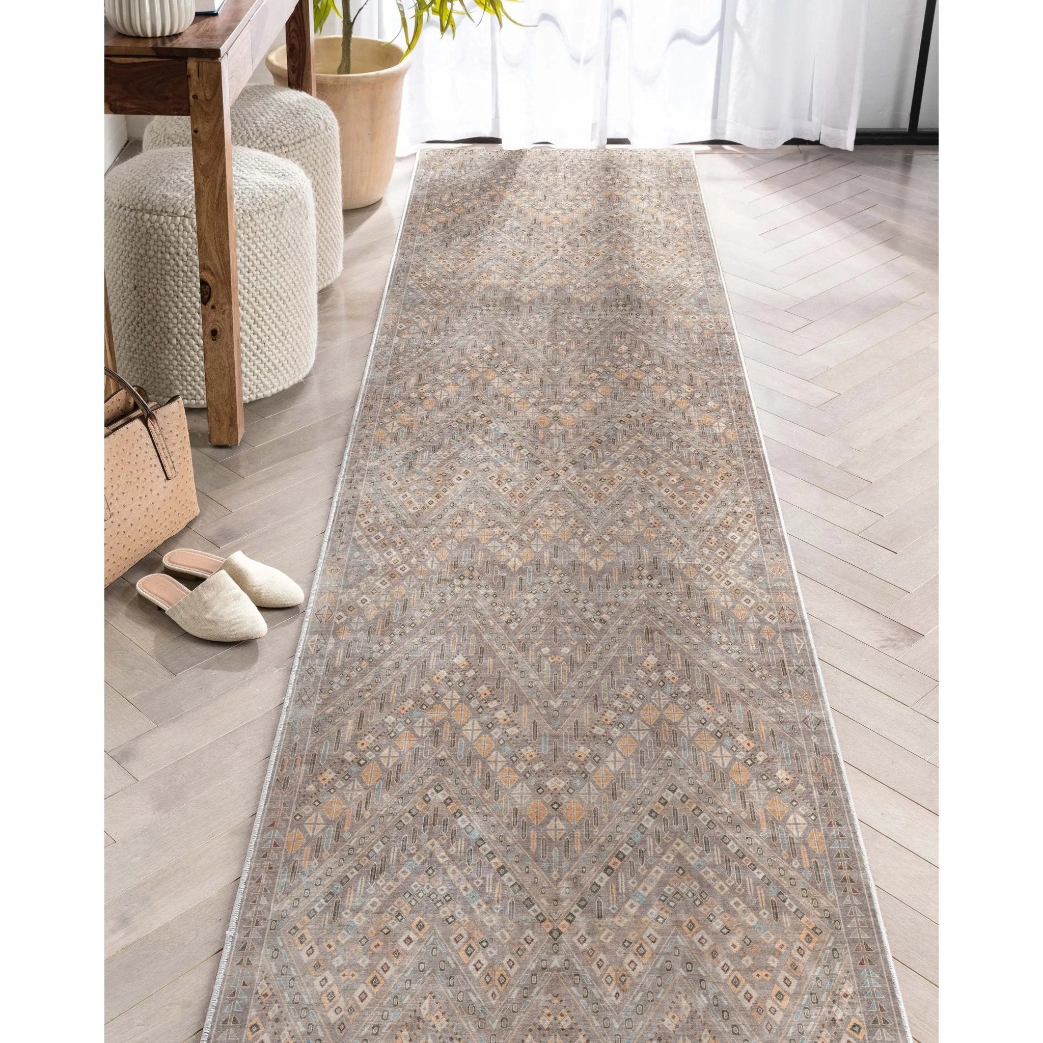 Anya Vintage Tribal Chevron Grey Flat-Weave Rug Well Woven