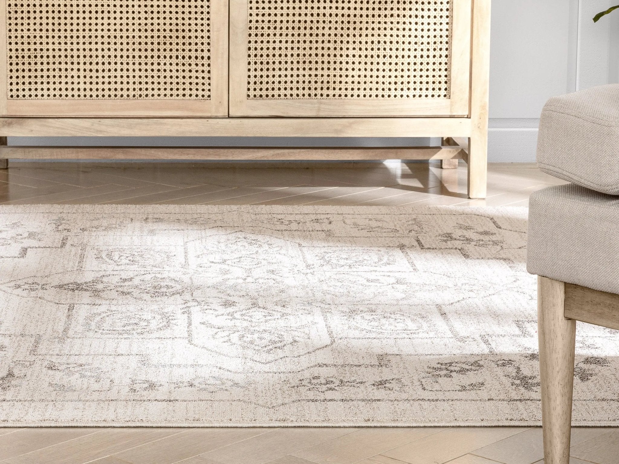 Valentina Oriental Medallion Brown Beige Kilim-Style 5'3" x 7'3" Rug Well Woven