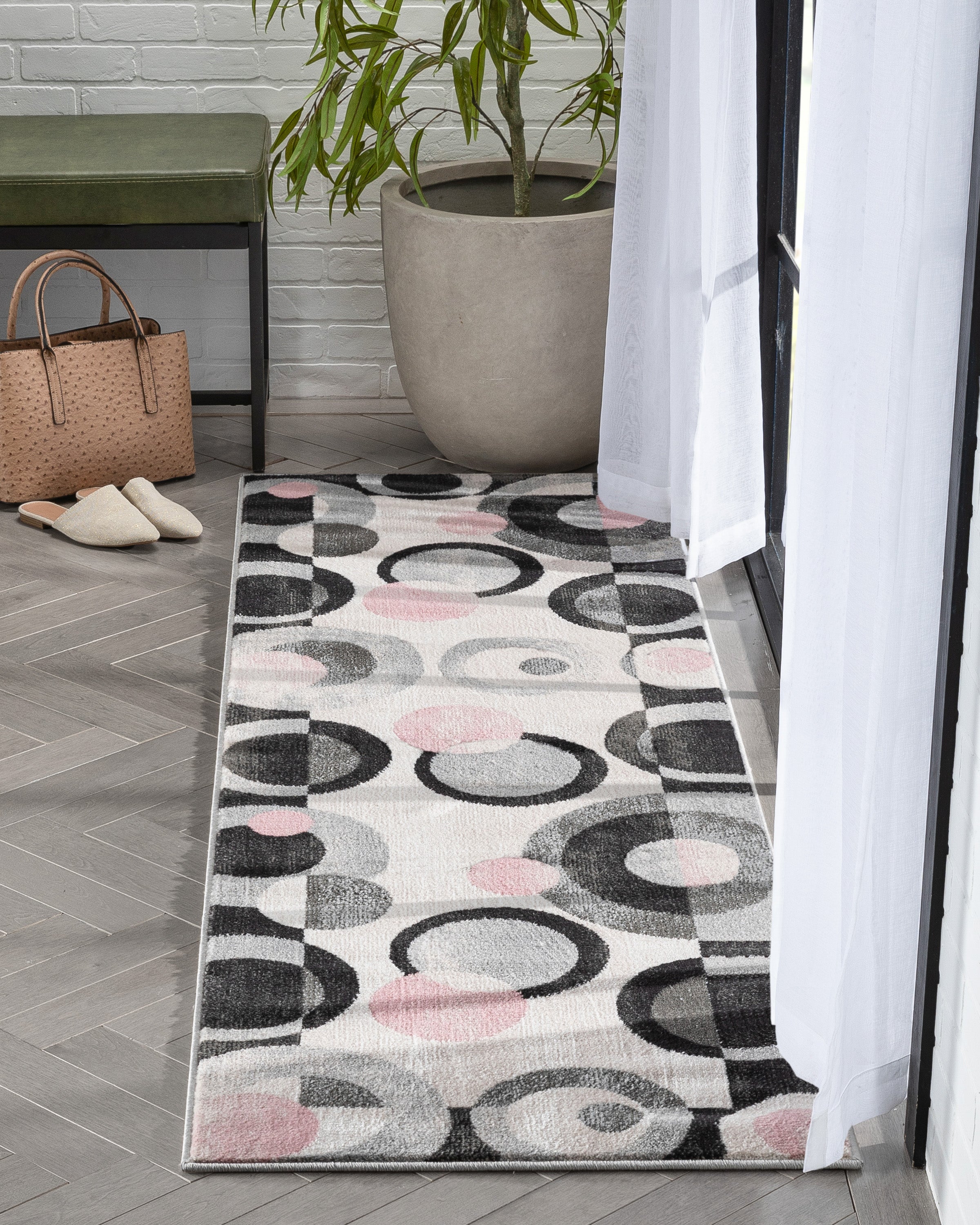 Avi Modern Geometric Grey Blush Rug