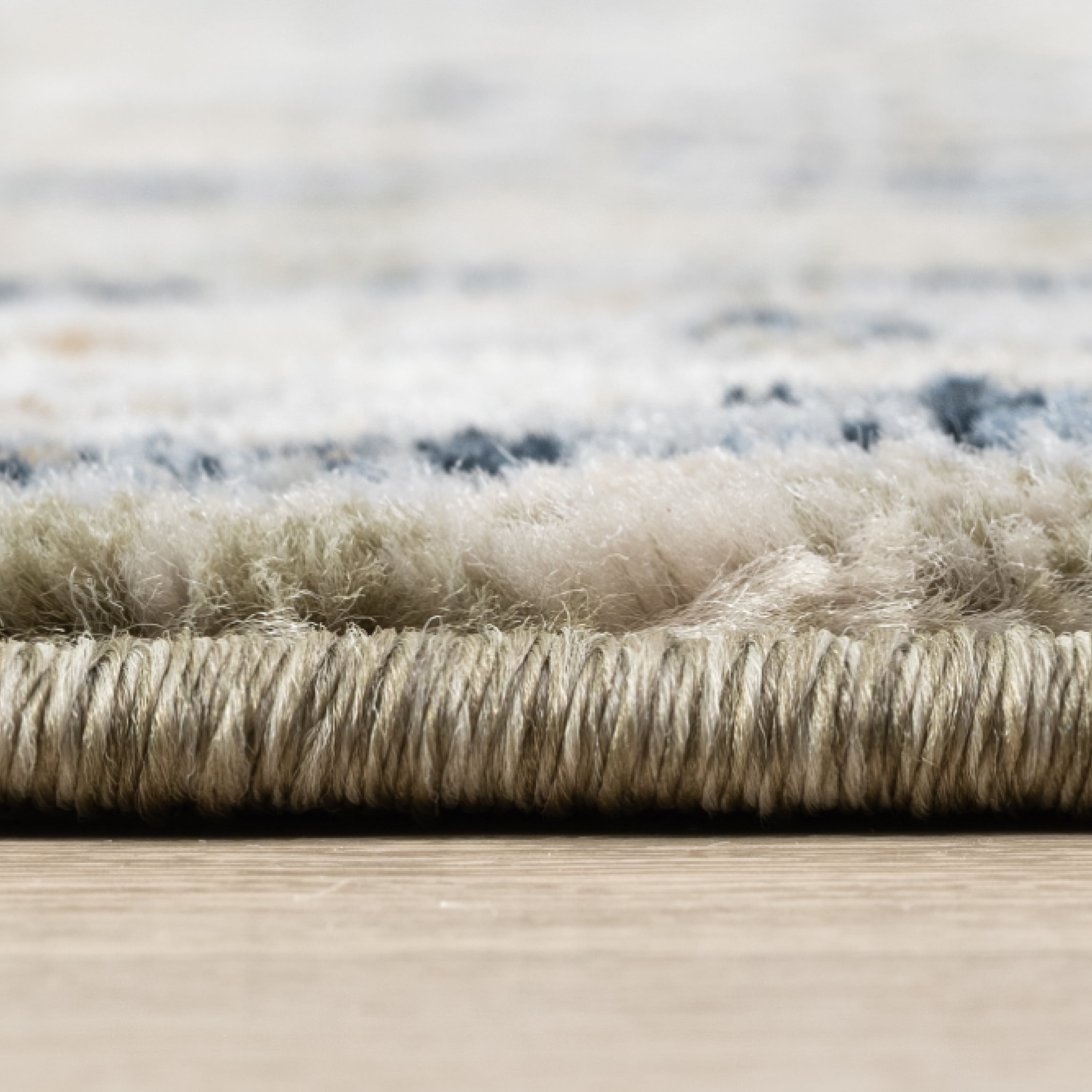 Mythos Vintage Medallion Rug with Fringe