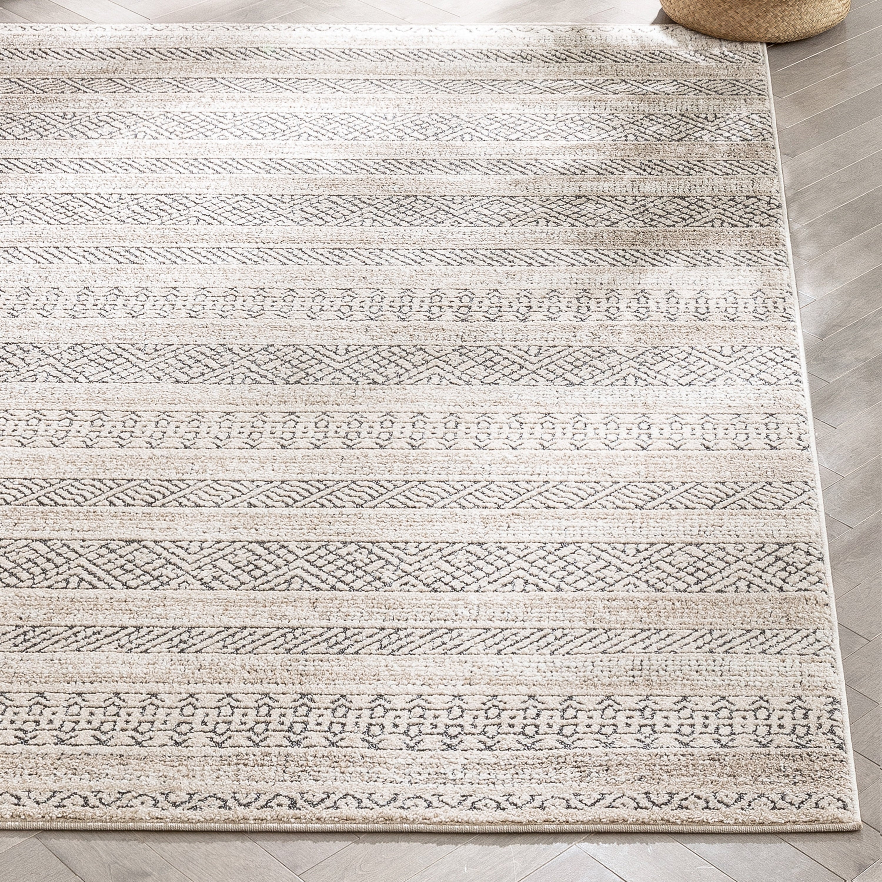 Fresco Tribal Geometric Beige Distressed High-Low Rug Well Woven