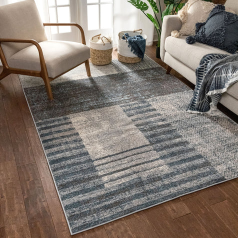 Laken Geometric Distressed Grey Rug