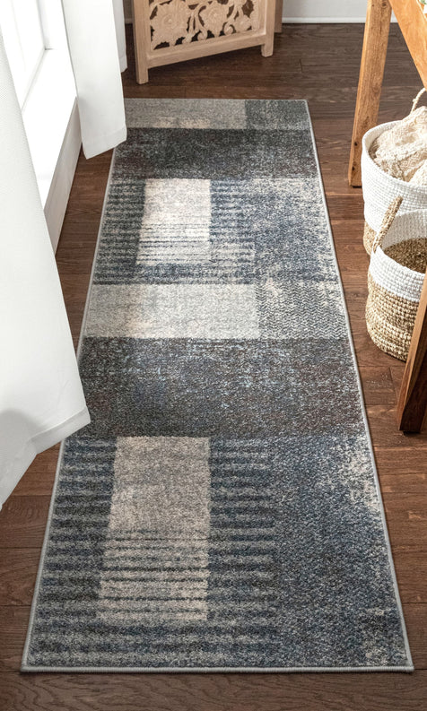 Laken Geometric Distressed Grey Rug