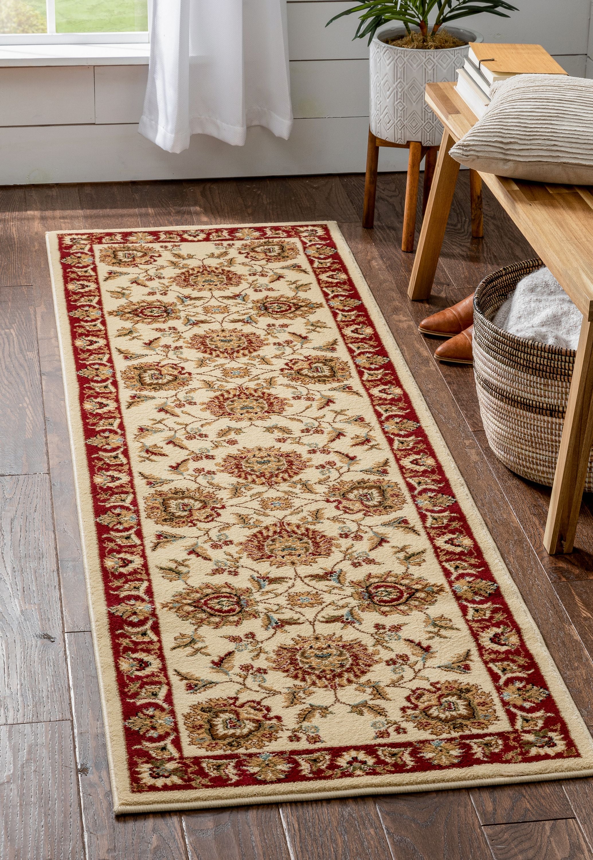 Abbasi Ivory Traditional Rug