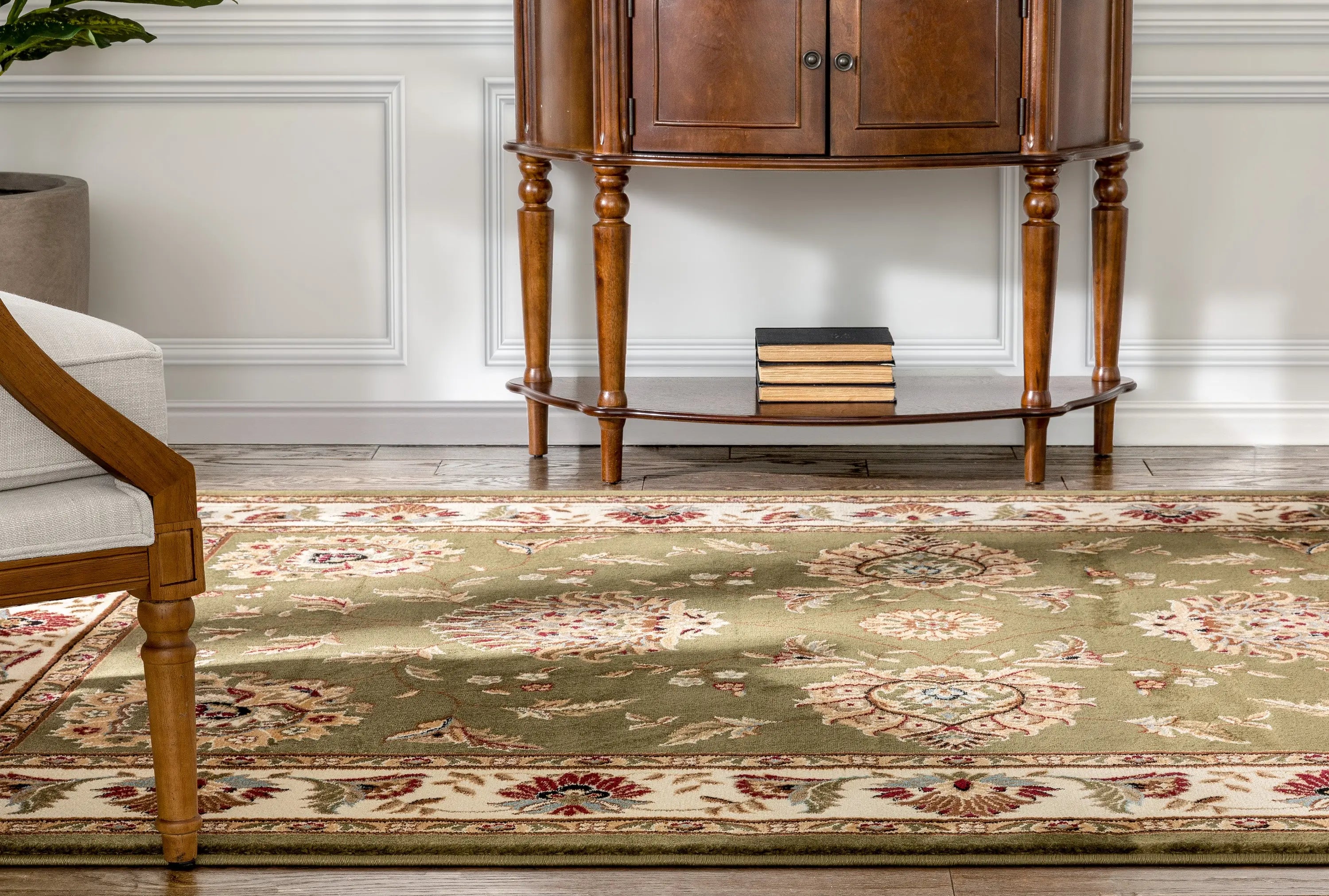 Abbasi Green Traditional Rug Well Woven