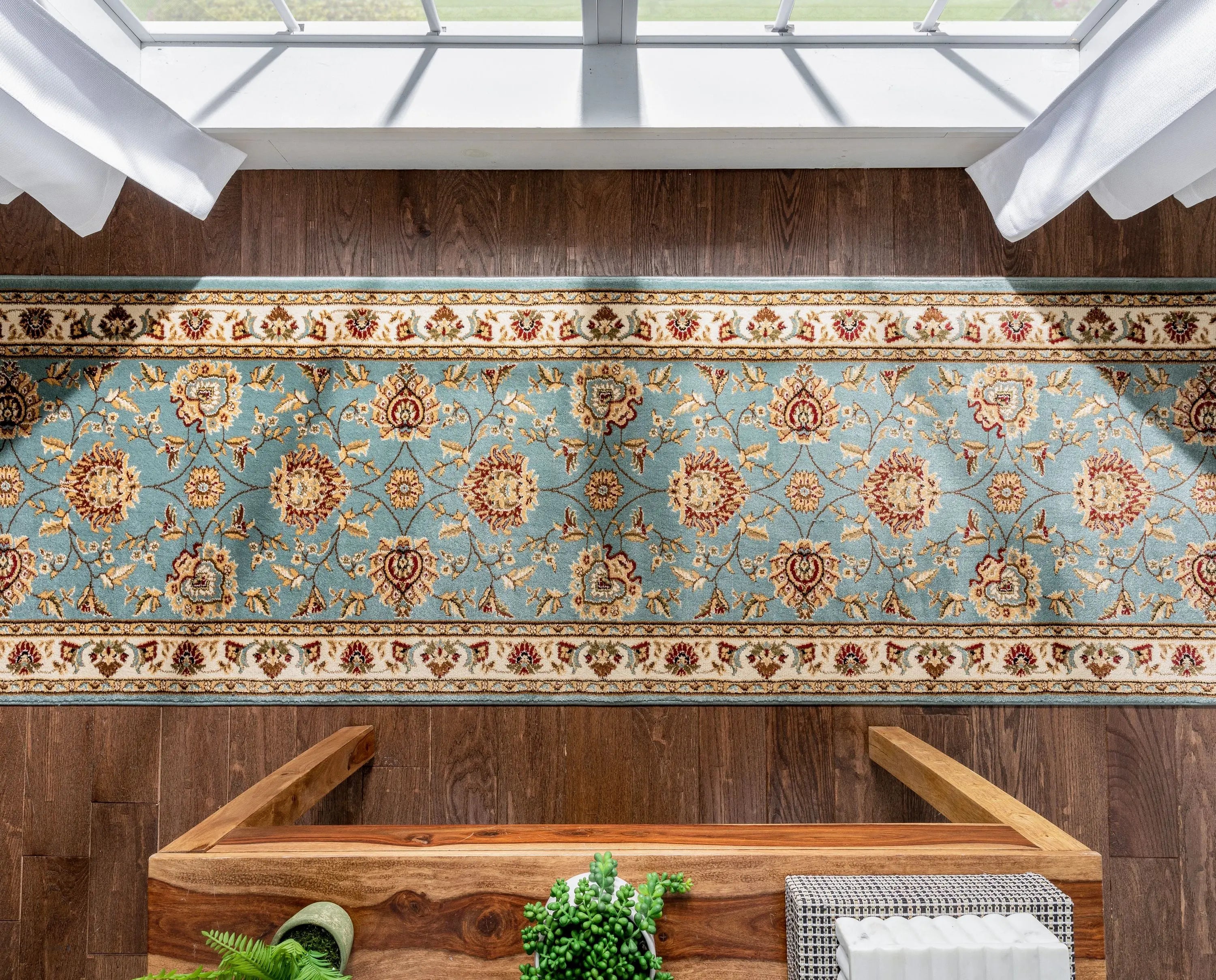 Abbasi Light Blue Traditional Rug Well Woven