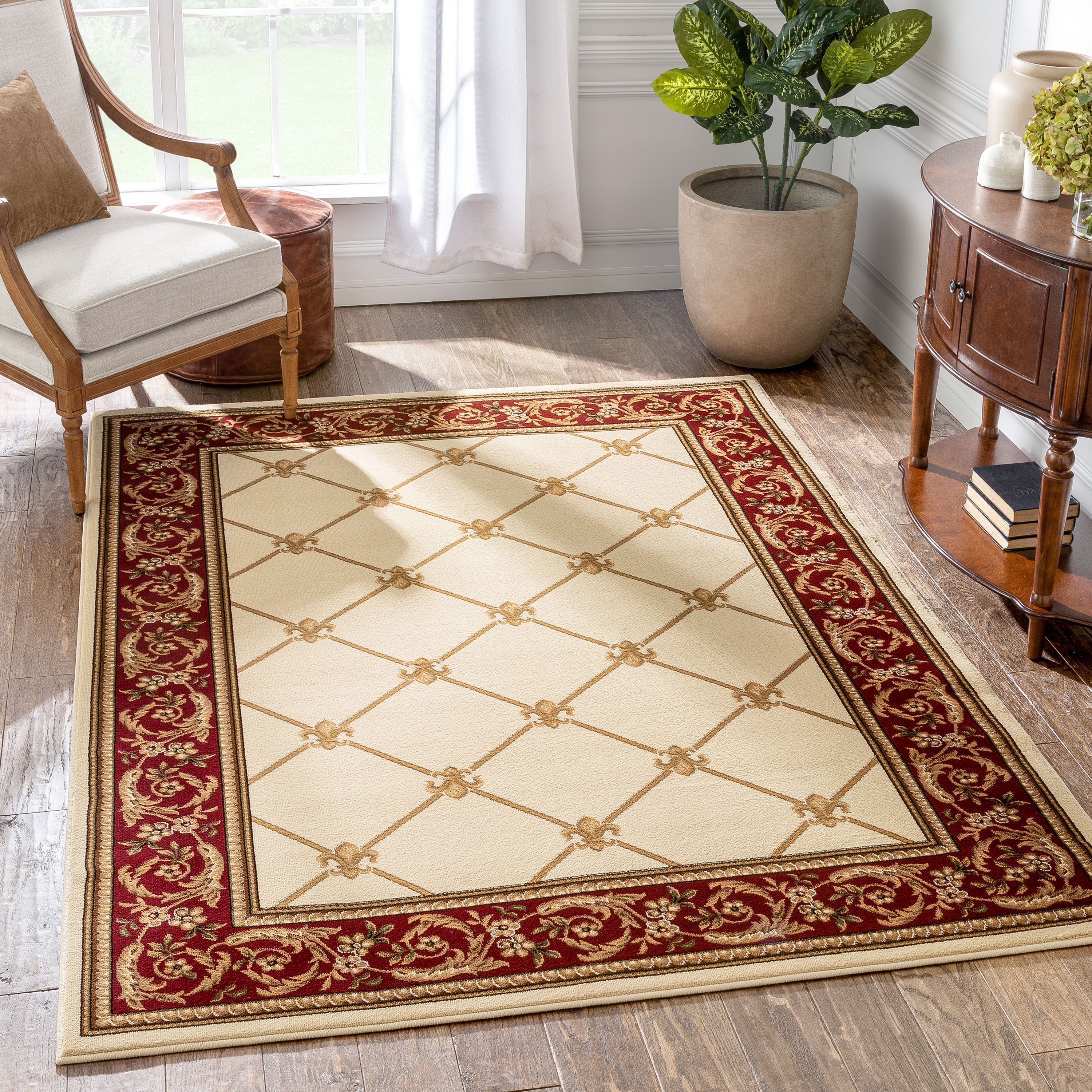 Fleur De Lis Ivory Formal Rug