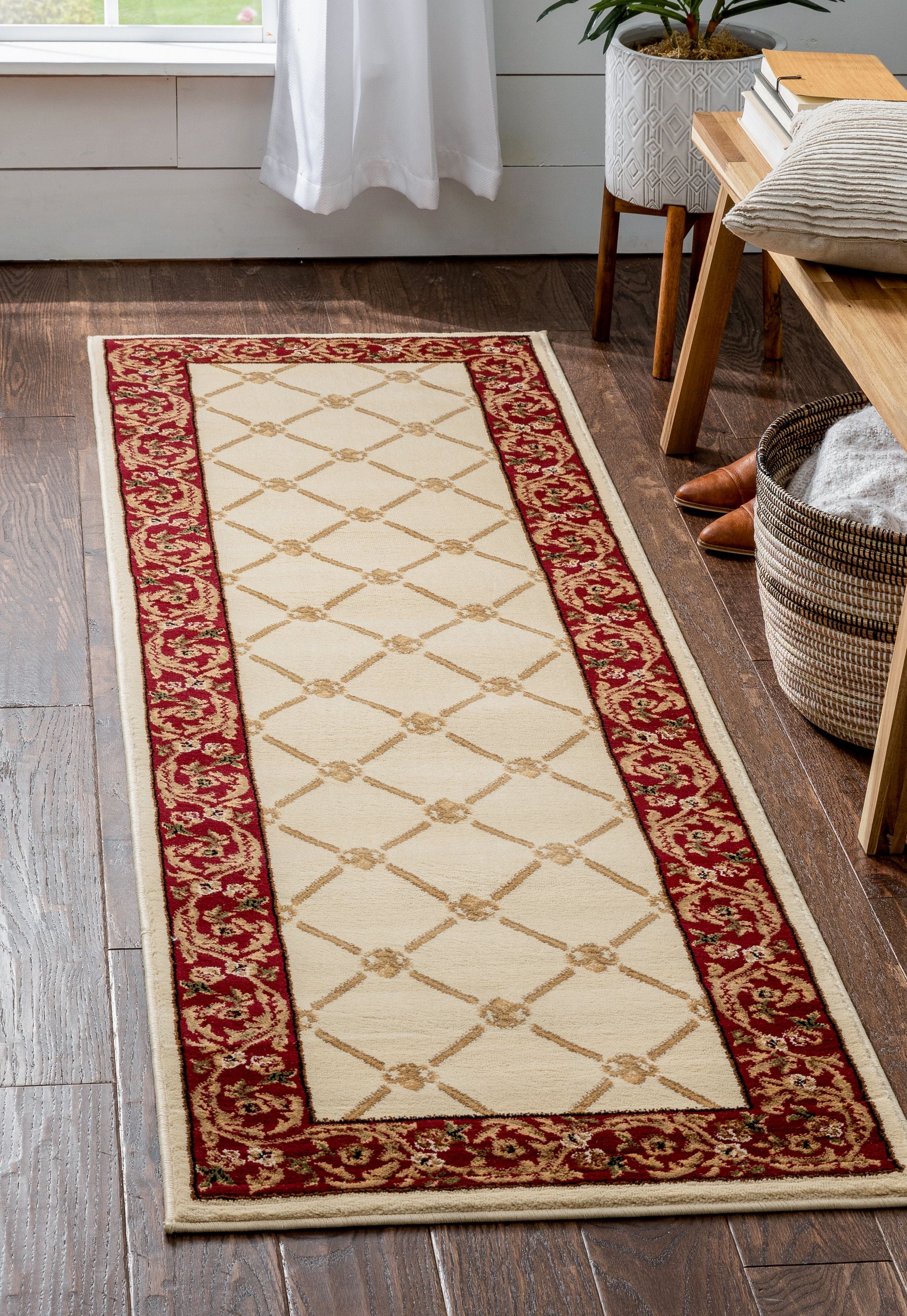 Fleur De Lis Ivory Formal Rug