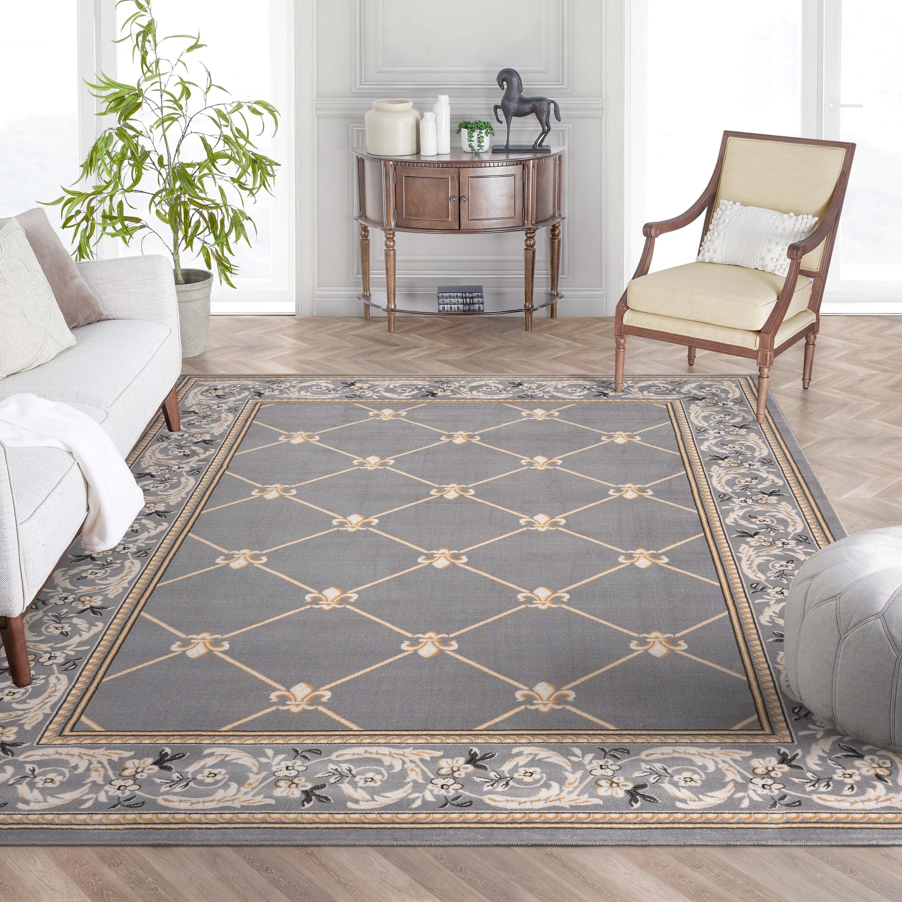 Fleur De Lis Grey Traditional Rug