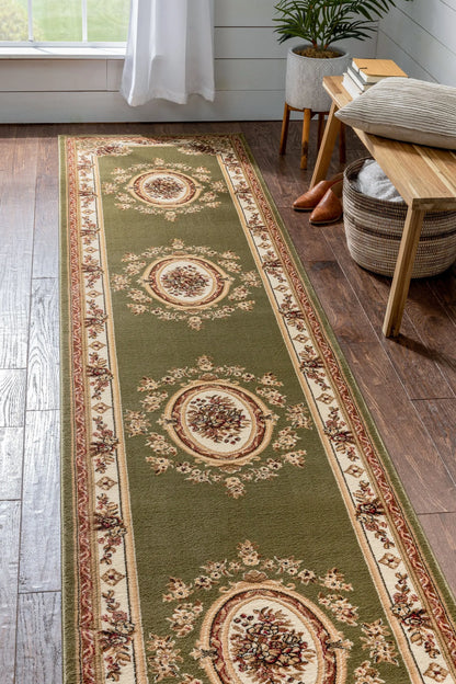 Le Petit Palais Green Traditional Rug Well Woven