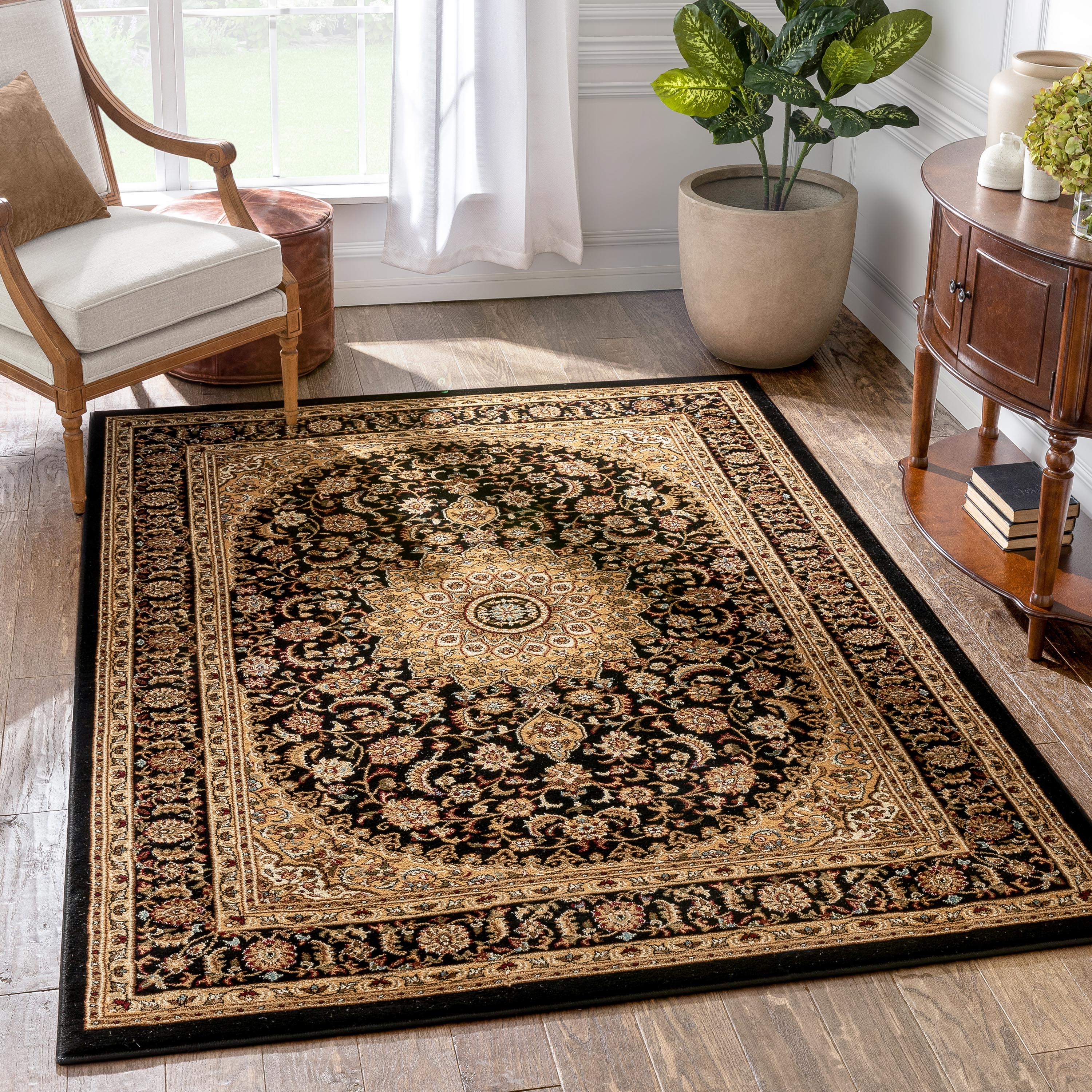 Aviva Black Traditional Rug