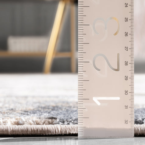 Nikita Vintage Geometric Ivory Glam Rug