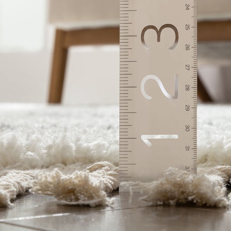 Celosia Moroccan Trellis Shag White Rug