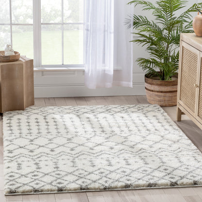 Coimbra Moroccan Diamond Pattern 3'11" x 5'3" Ivory Thick & Soft Shag Rug