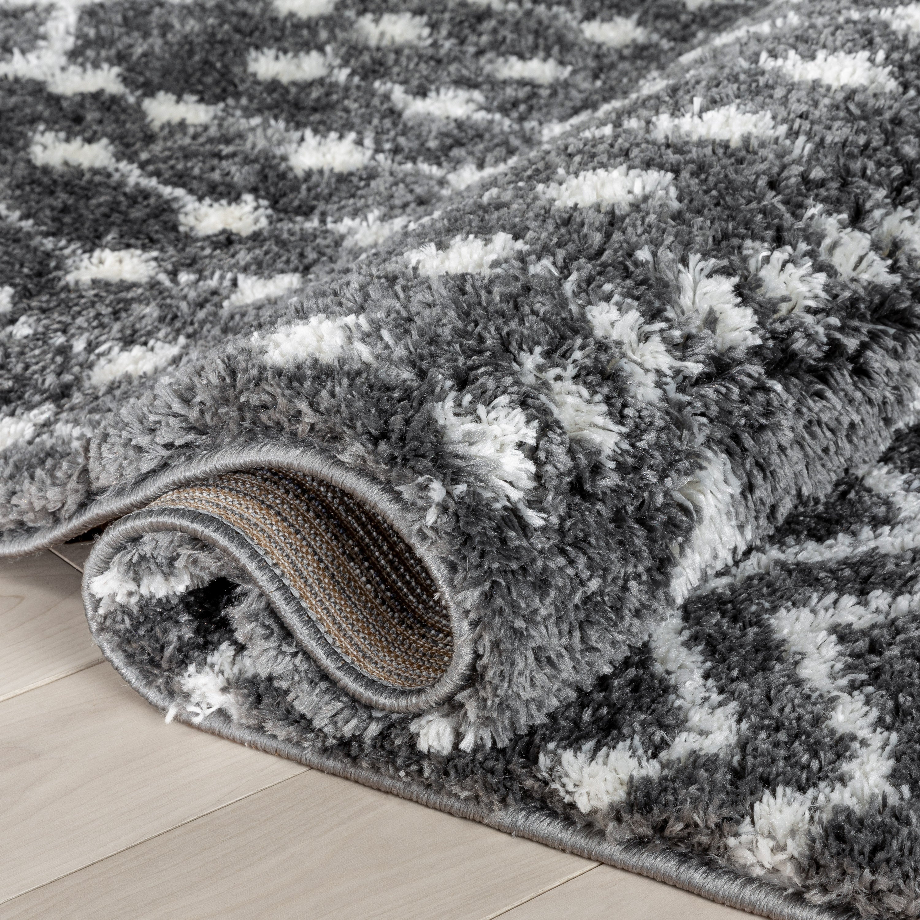 Coimbra Moroccan Diamond Pattern Grey Thick & Soft Shag Rug