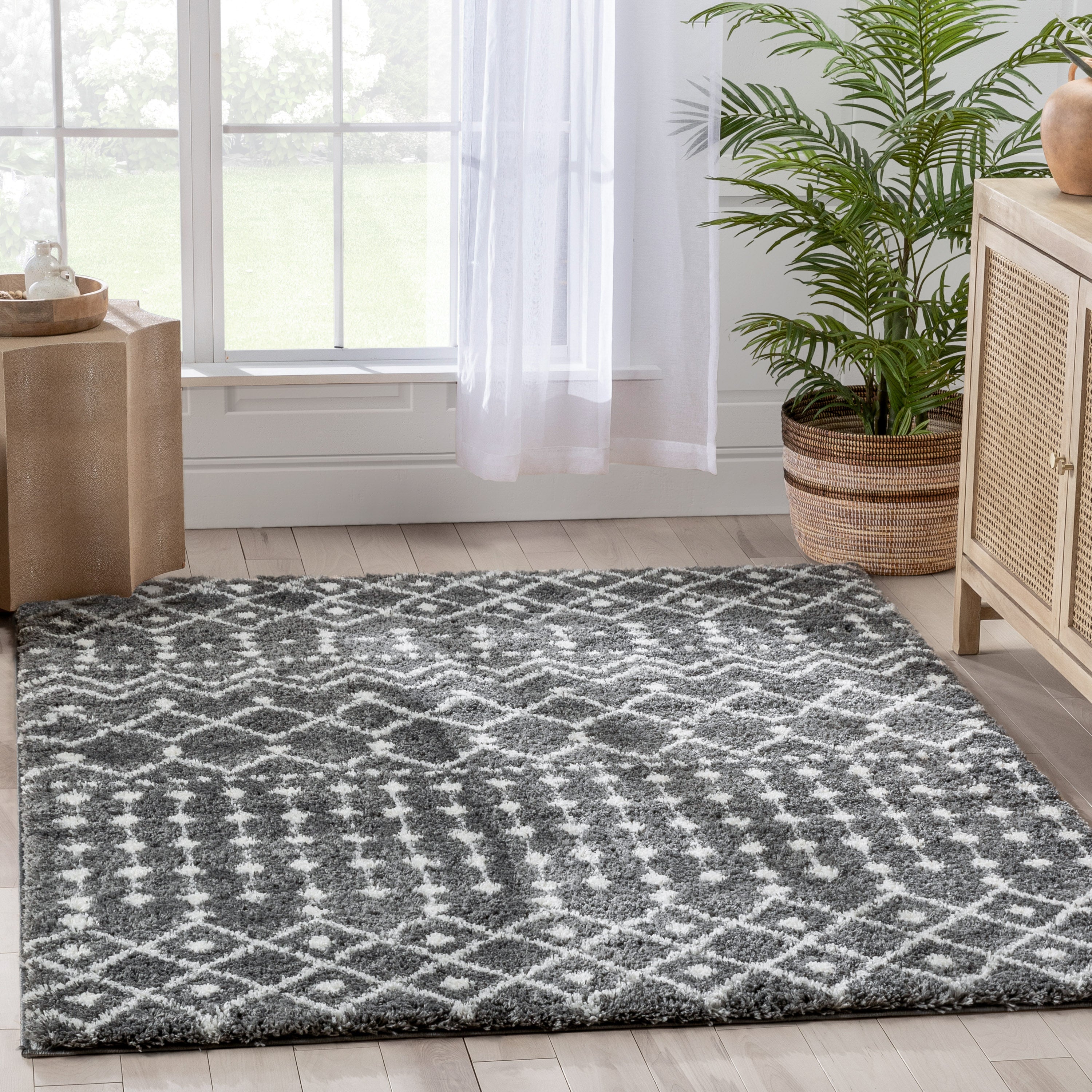 Coimbra Moroccan Diamond Pattern Grey Thick & Soft Shag Rug