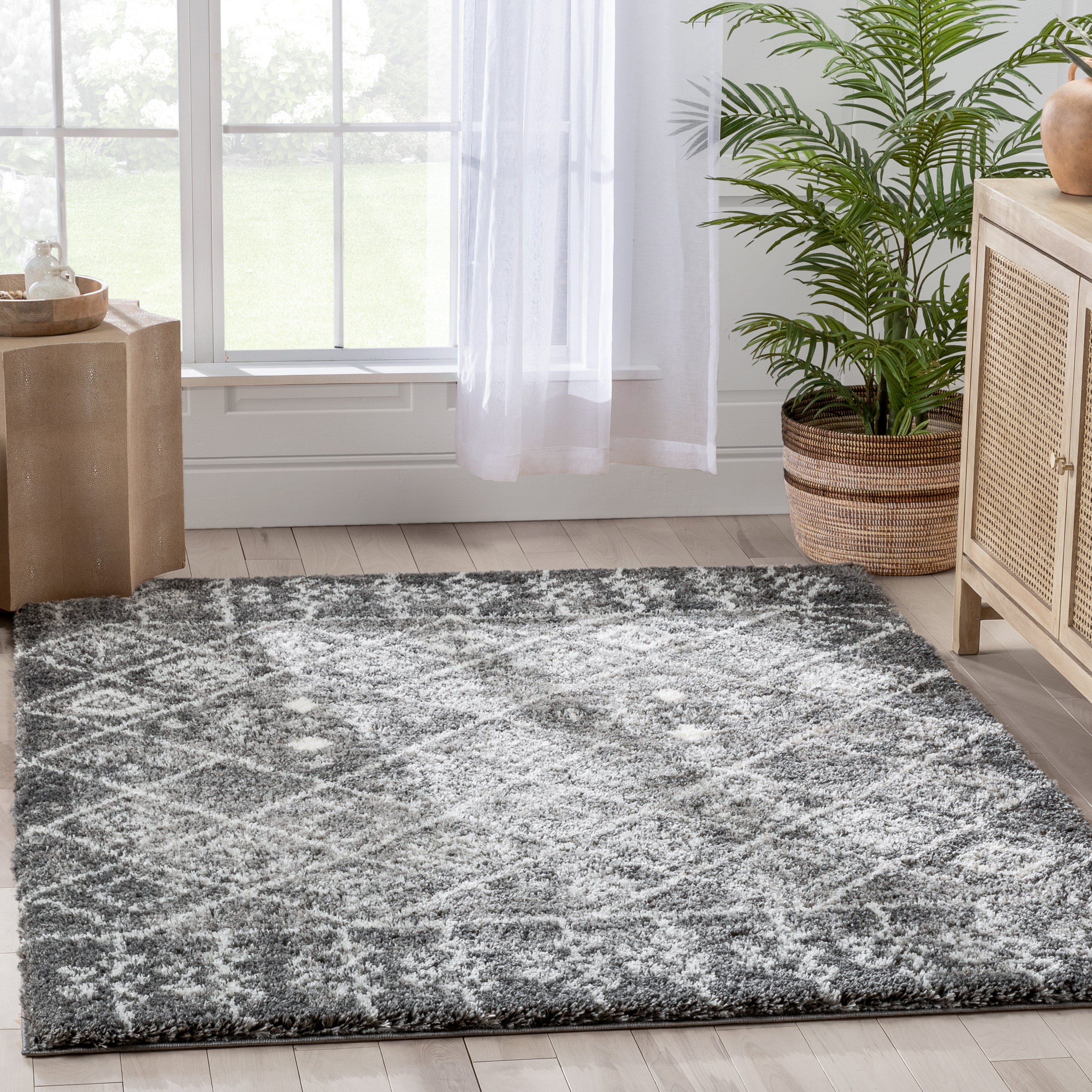 Braga Tribal Geometric Pattern Grey Thick & Soft Shag Rug