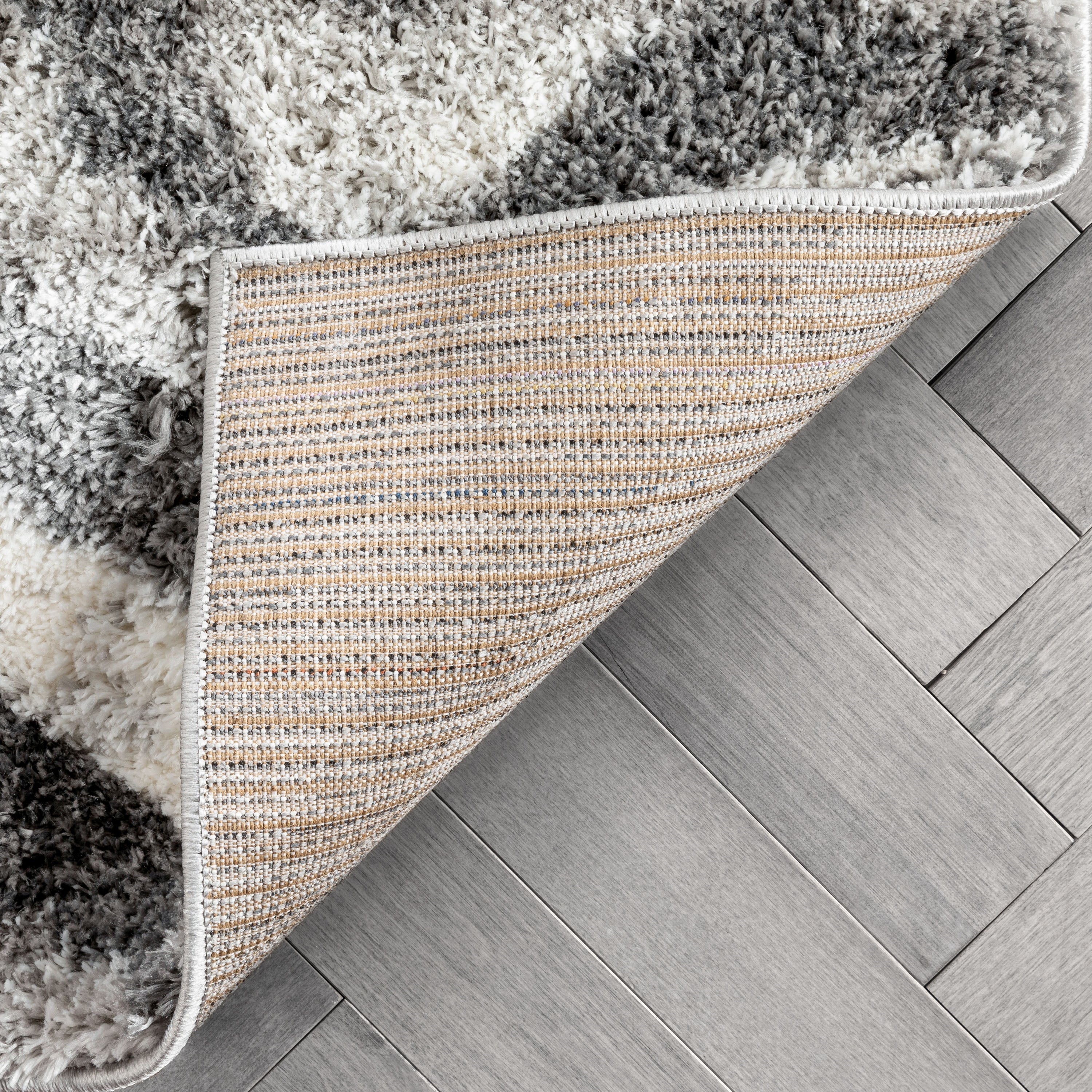 Tomar Modern Chevron Pattern Grey Thick & Soft Shag Rug