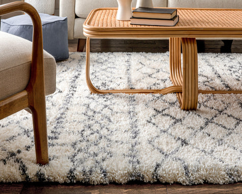 Blossom Moroccan Trellis Ivory Super Soft And Thick Shag Rug
