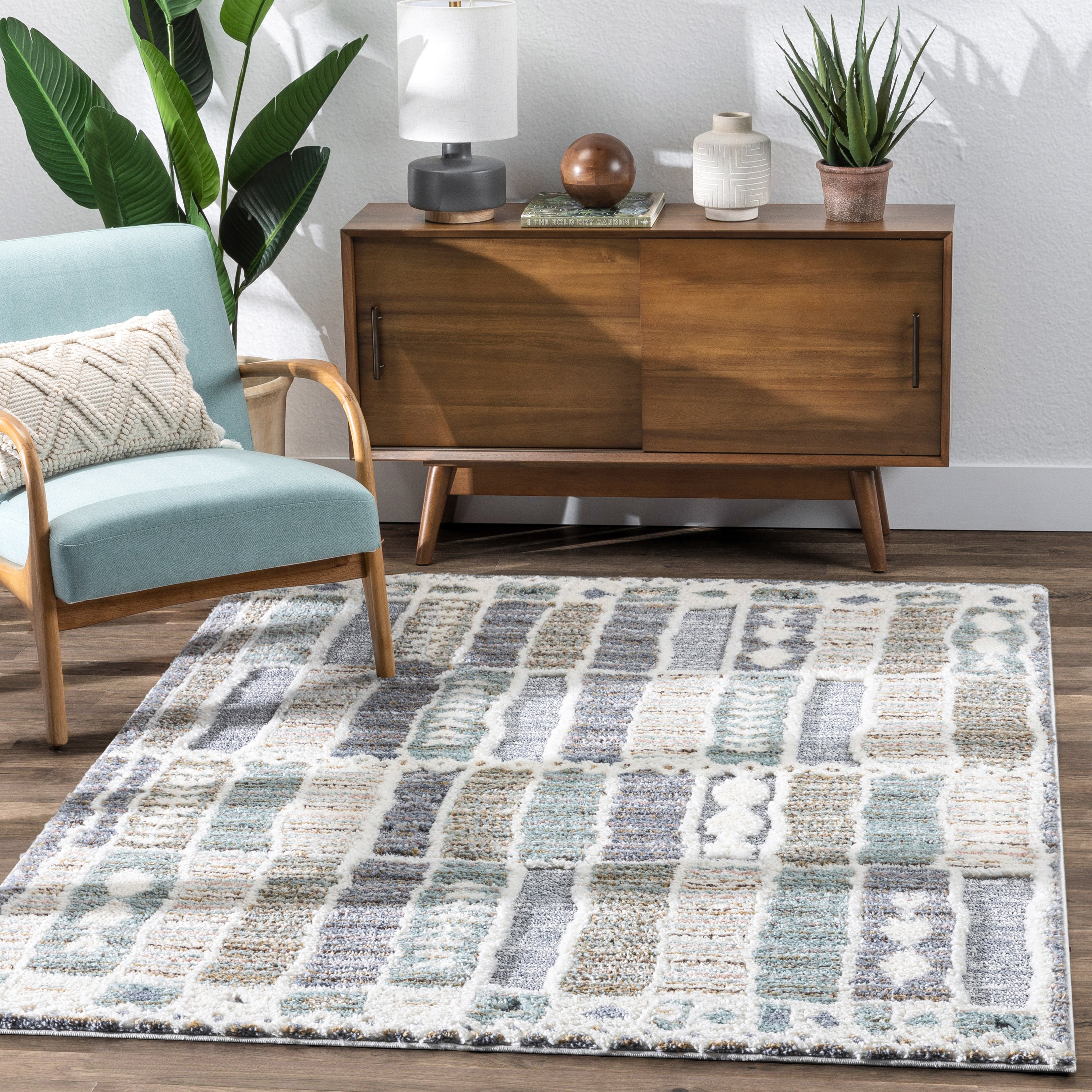 Brontes Tribal Geometric Grey High-Low Shag Rug