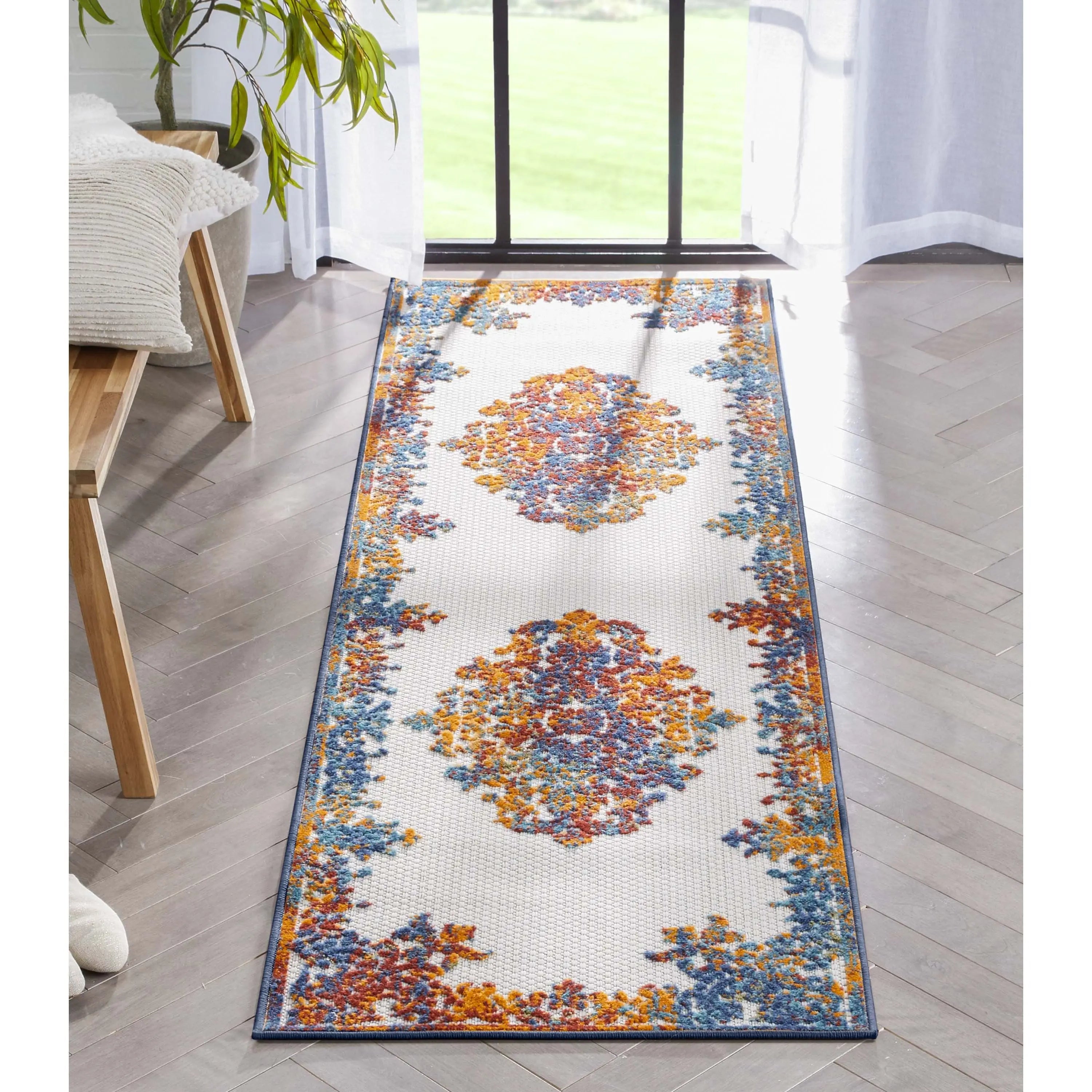Arid Modern Medallion Persian Indoor/Outdoor Ivory High-Low Rug Well Woven