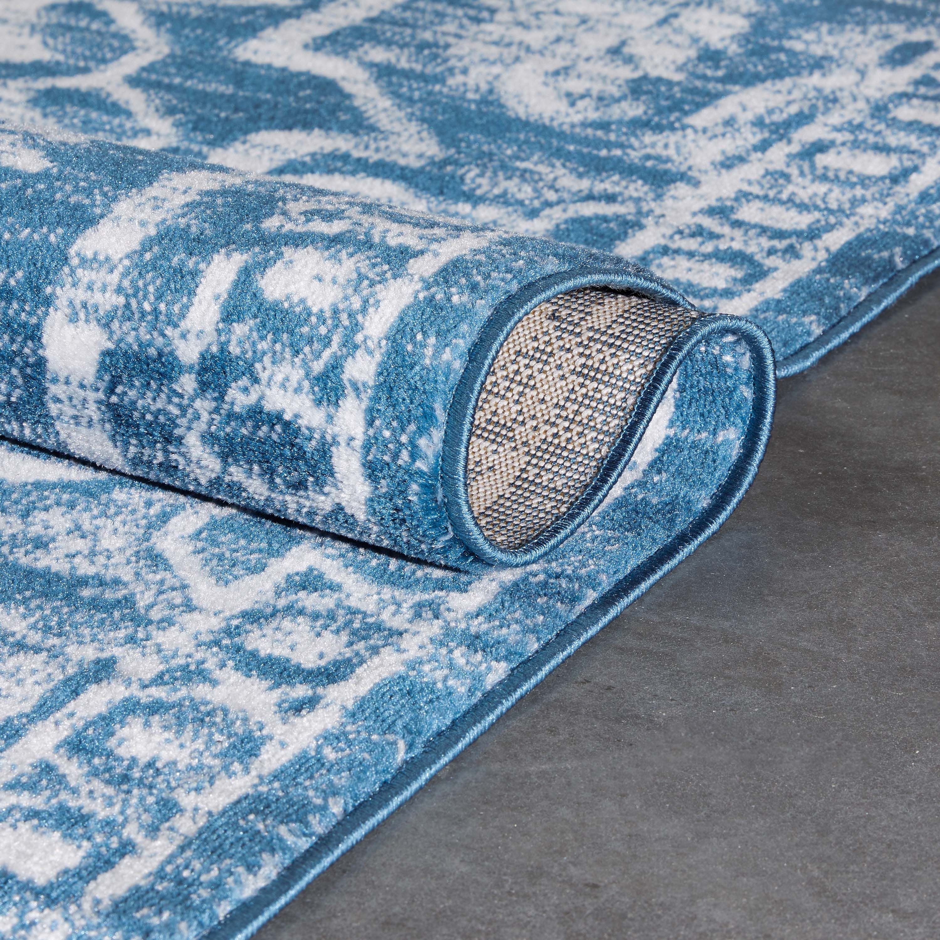 Disa Vintage Medallion Light Blue Soft Rug By Chill Rugs