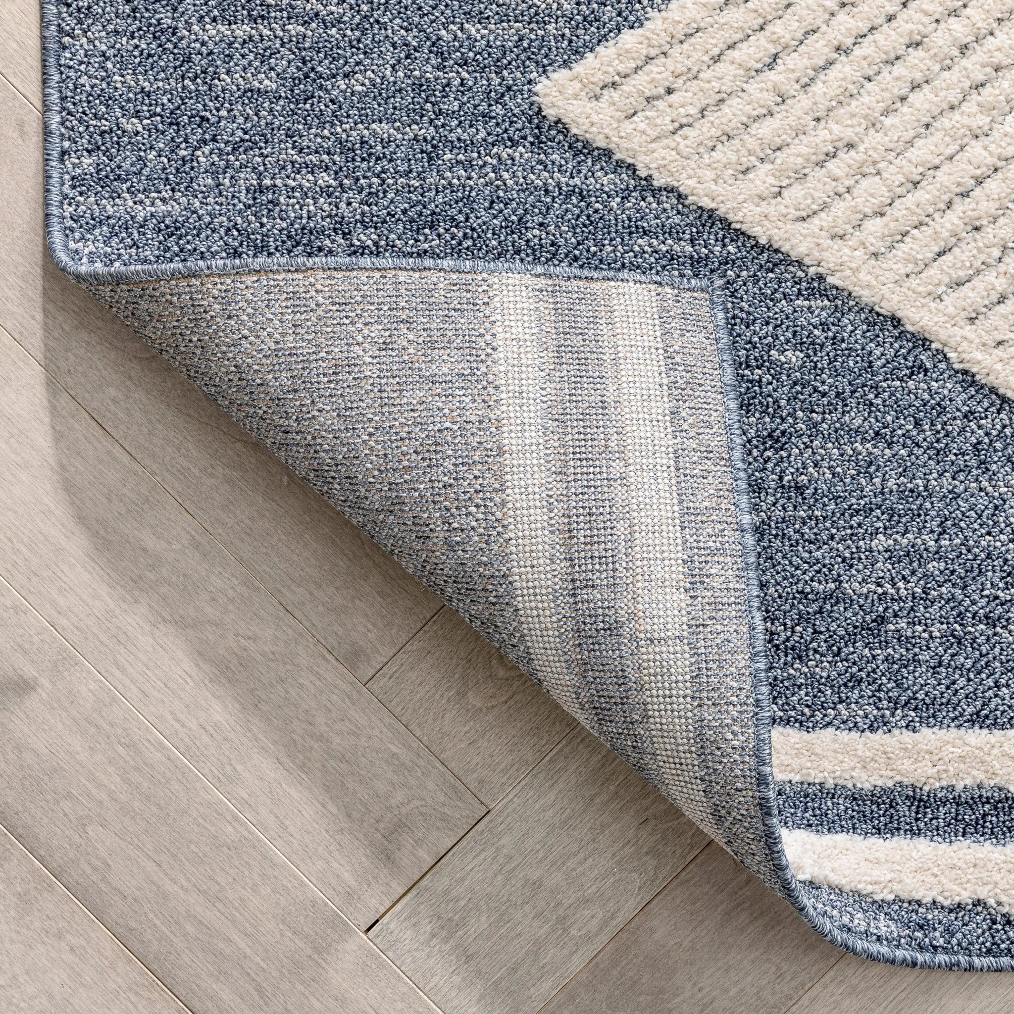 Evie Tribal Diamond Medallion Pattern Blue Looped Pile Rug Well Woven