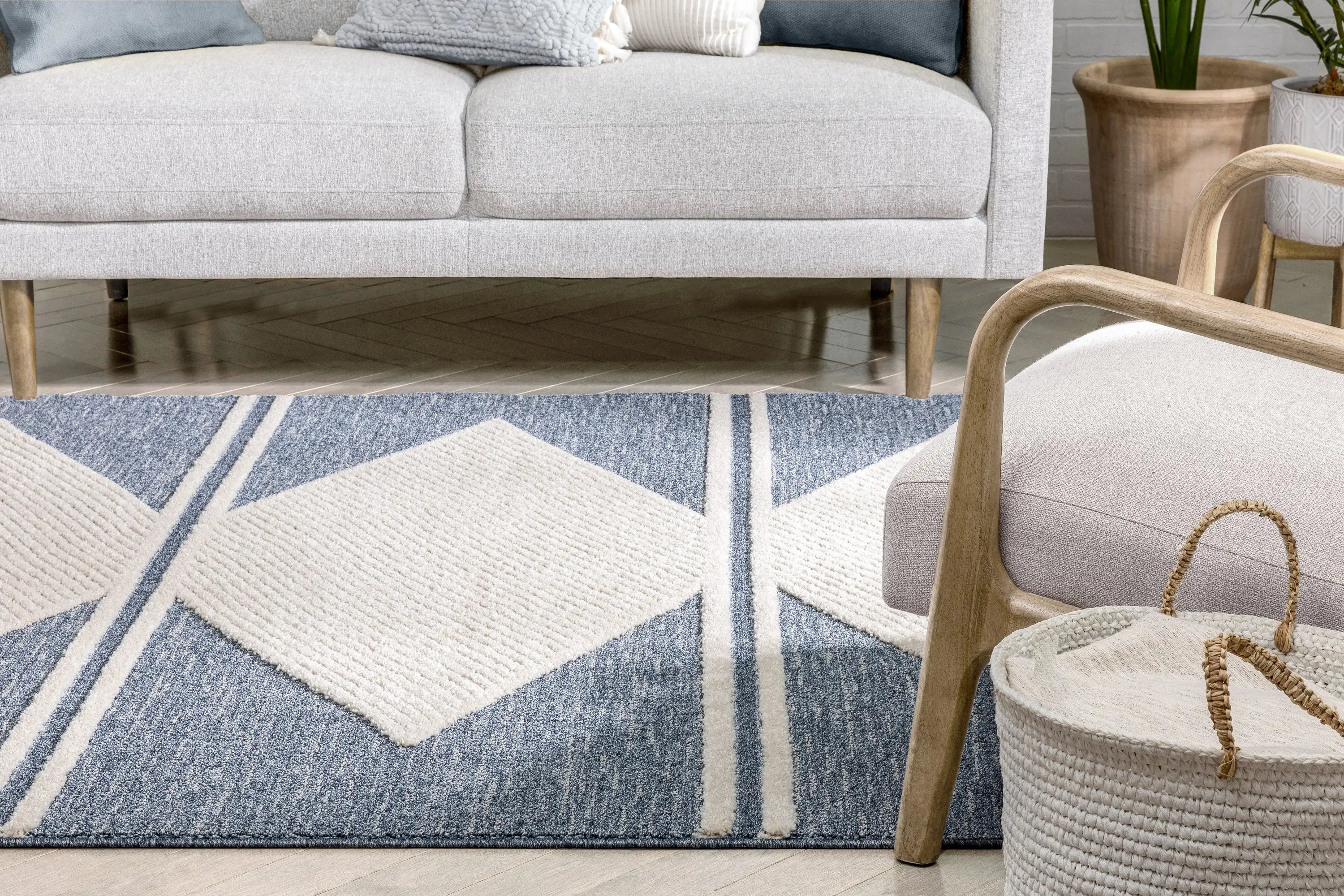 Evie Tribal Diamond Medallion Pattern Blue Looped Pile Rug