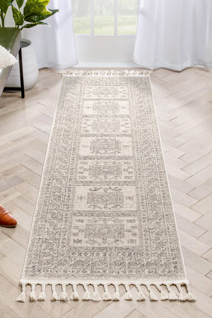 Carina Tribal Medallion Beige Kilim-Style Rug