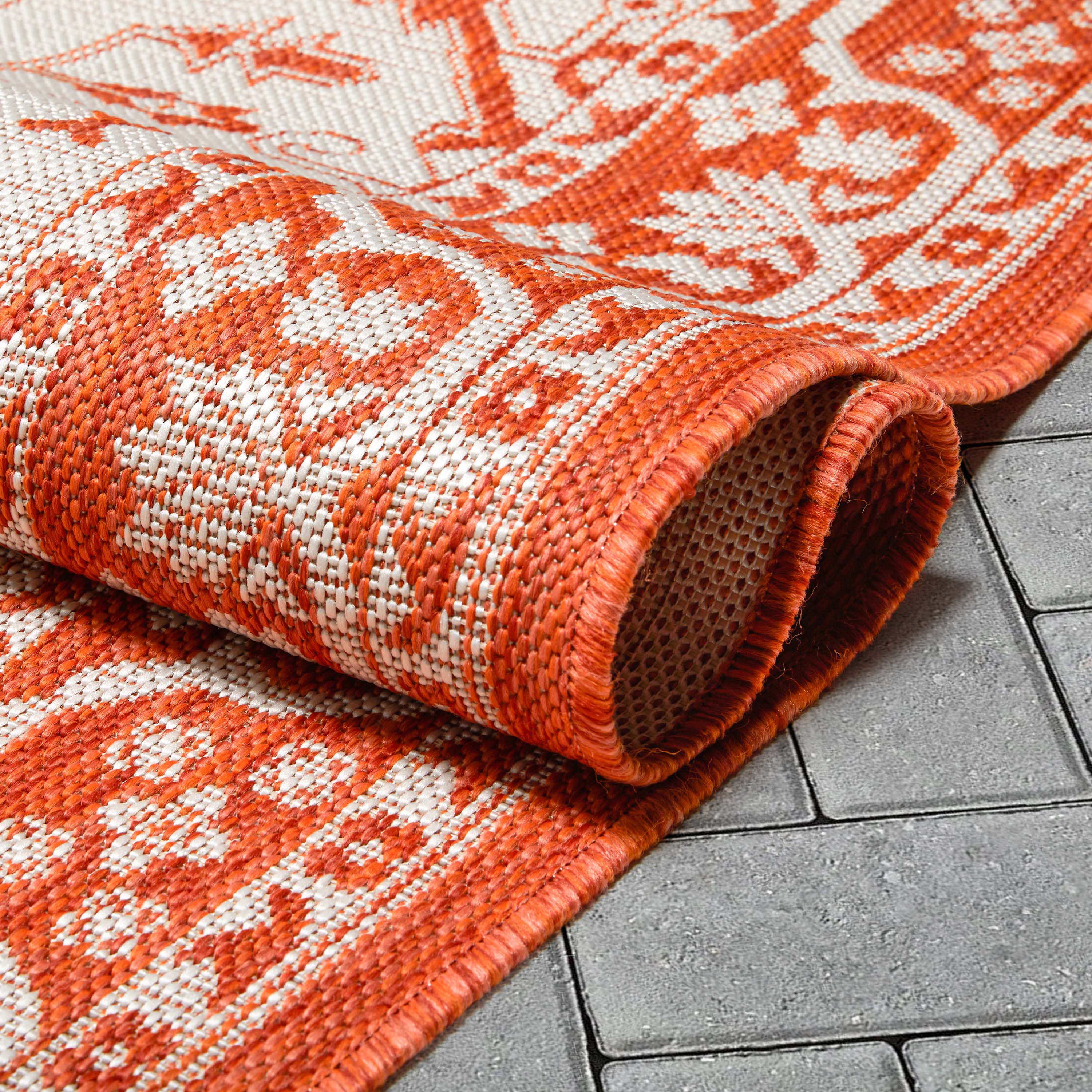 Celesine Oriental Medallion Indoor/Outdoor Orange Flat-Weave Rug