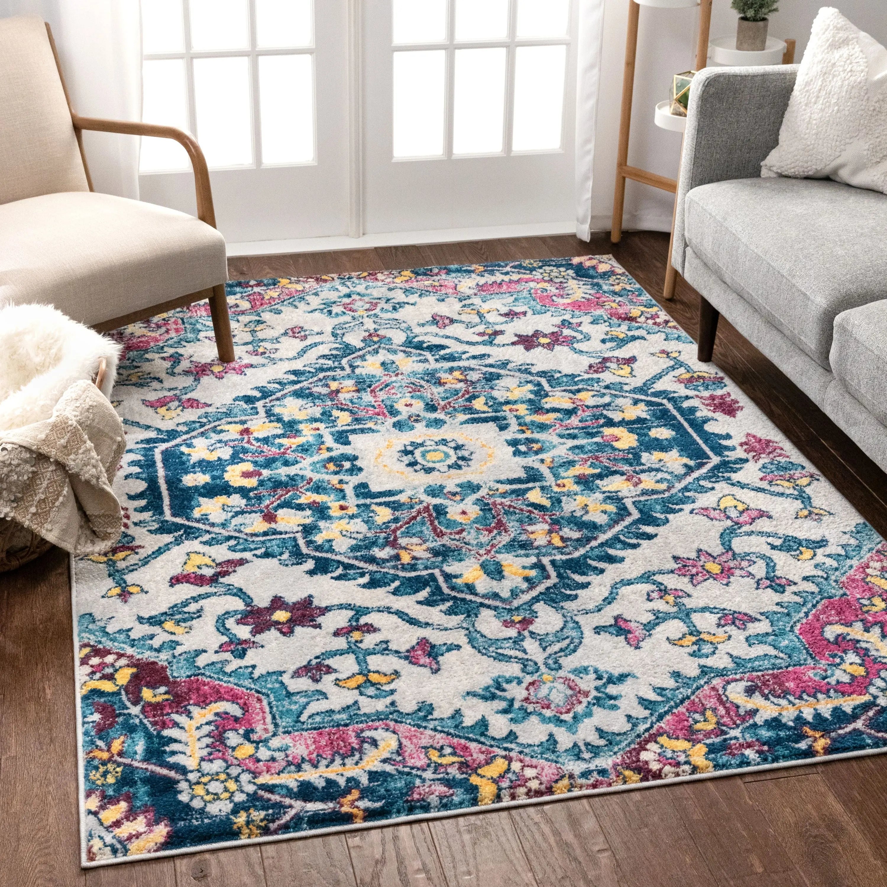 Gwendolyn Multi Bohemian Oriental Medallion 5'3" x 7'3" Rug Well Woven