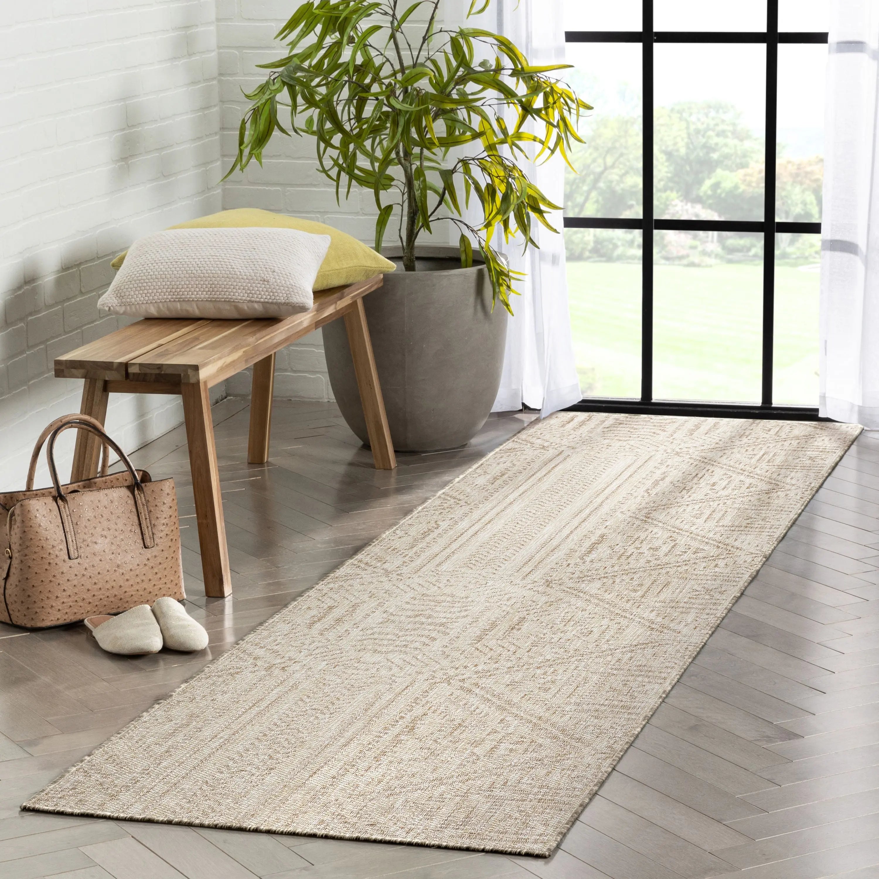 Khalo Tribal Indoor/Outdoor Beige Flat-Weave 5'3" x 7'3" Rug Well Woven