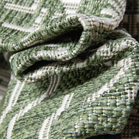 Khalo Tribal Indoor/Outdoor Green Flat-Weave Rug