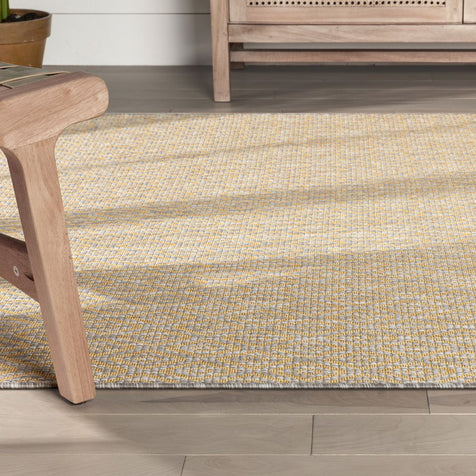 Sienna Modern Solid Pattern Yellow Flat-Weave Indoor/Outdoor Rug