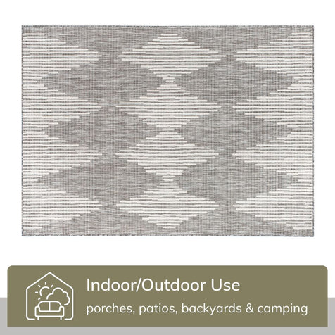 Kai Modern Chevron Pattern Grey Flat-Weave Indoor/Outdoor Rug