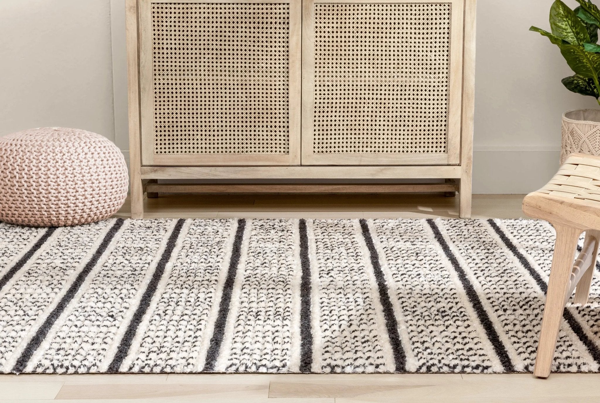 Viho Tribal Geometric Stripes Ivory High-Low Textured Pile Rug Well Woven