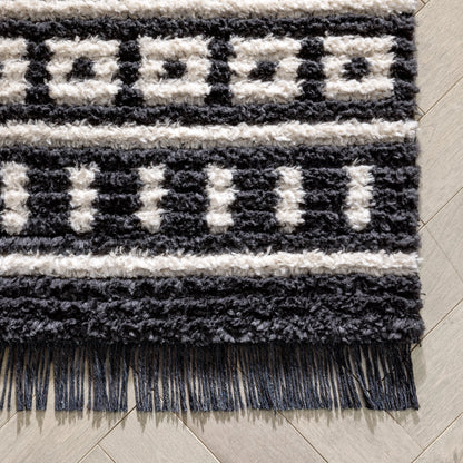 Nokomis Tribal Diamond Lattice Pattern Grey High-Low Textured Pile Rug