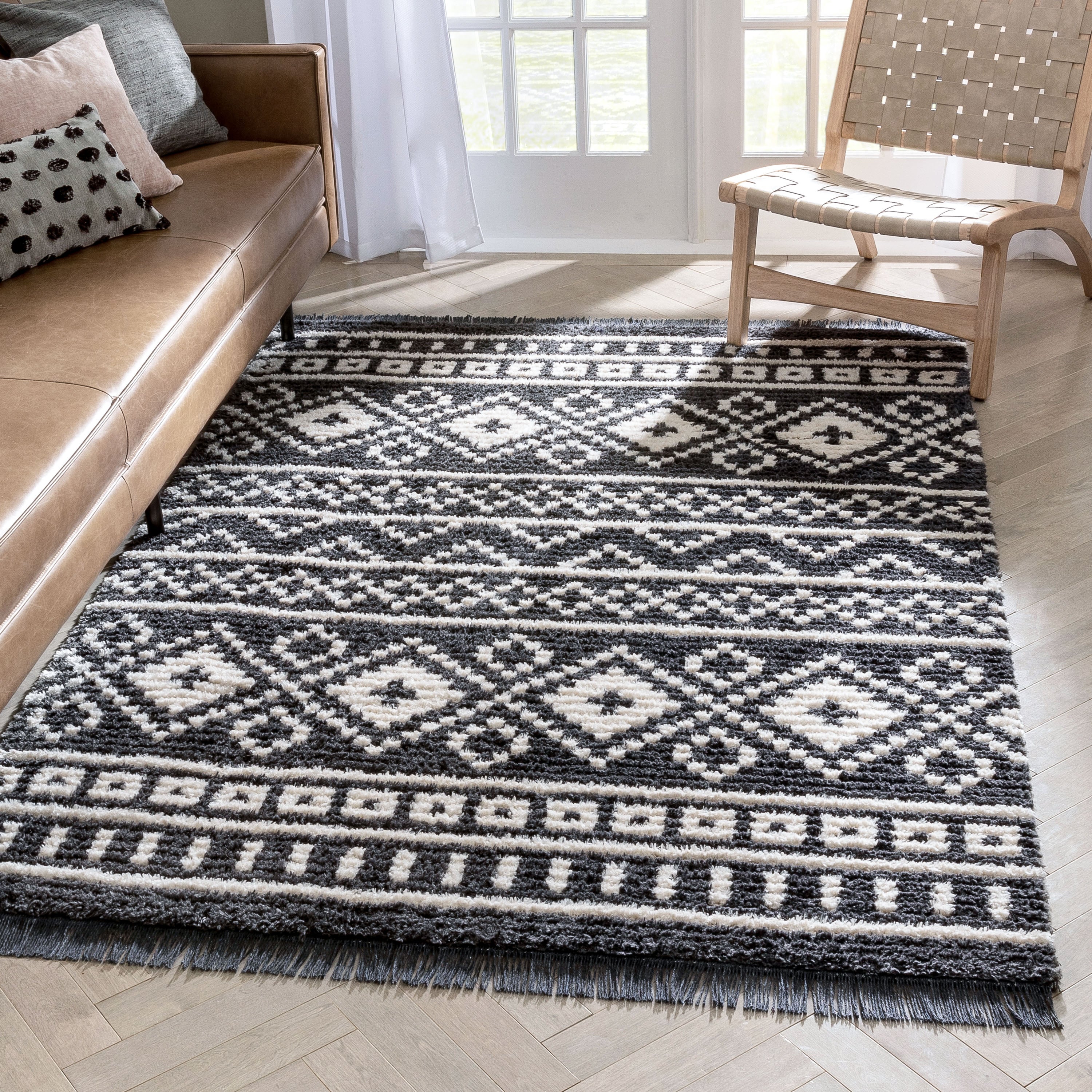 Nokomis Tribal Diamond Lattice Pattern Grey High-Low Textured Pile Rug