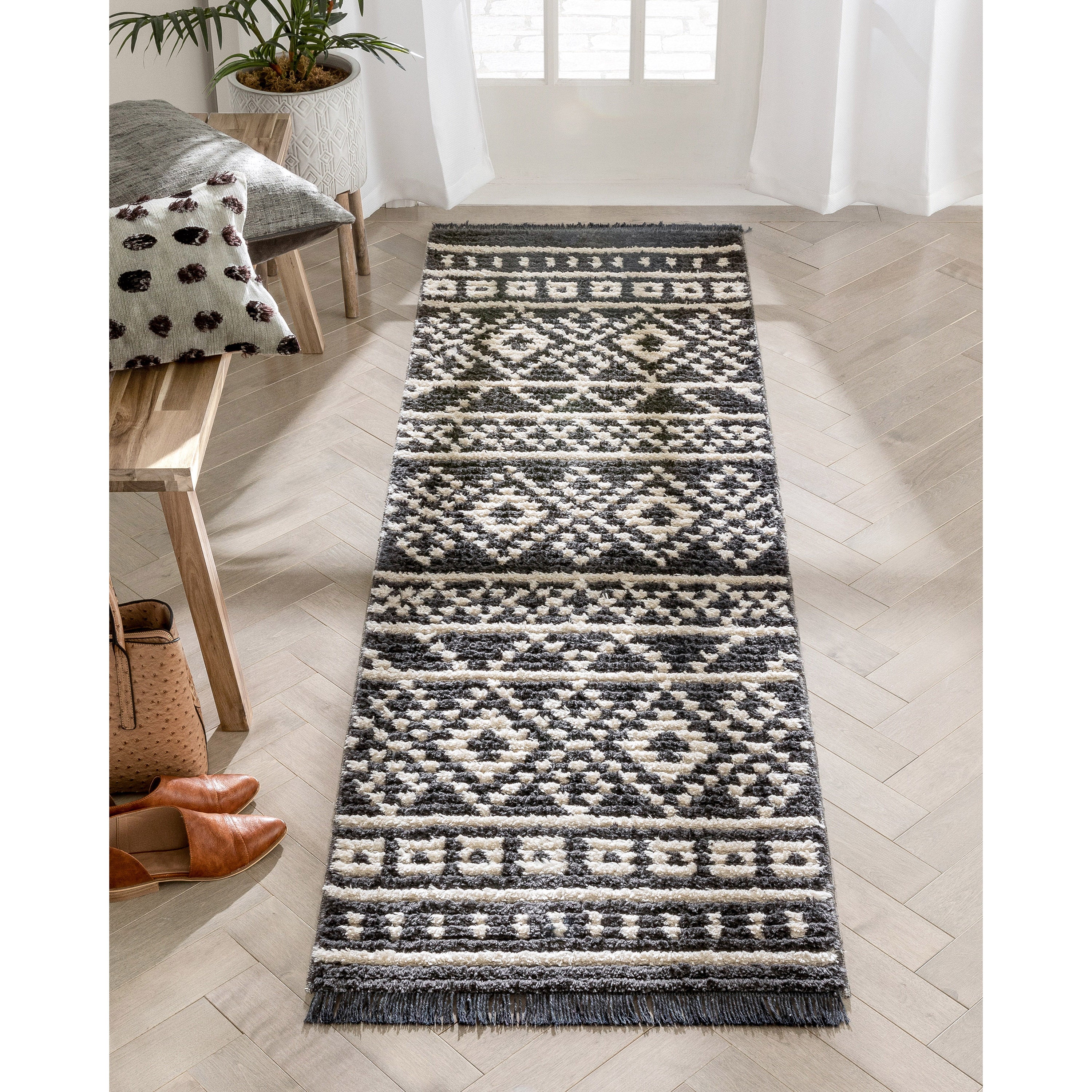 Nokomis Tribal Diamond Lattice Pattern Grey High-Low Textured Pile Rug