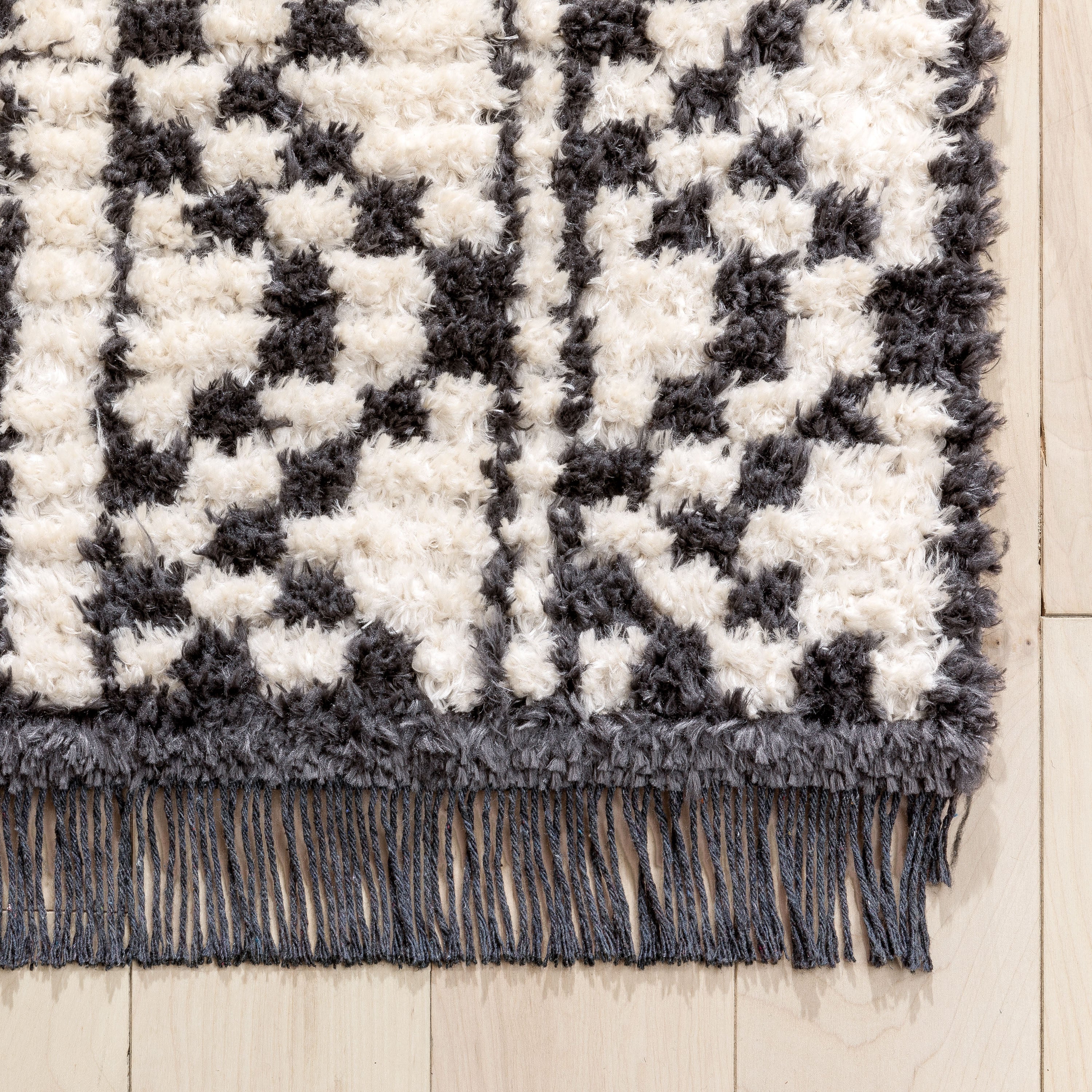 Tallulah Tribal Diamond Lattice Pattern Grey High-Low Textured Pile Rug