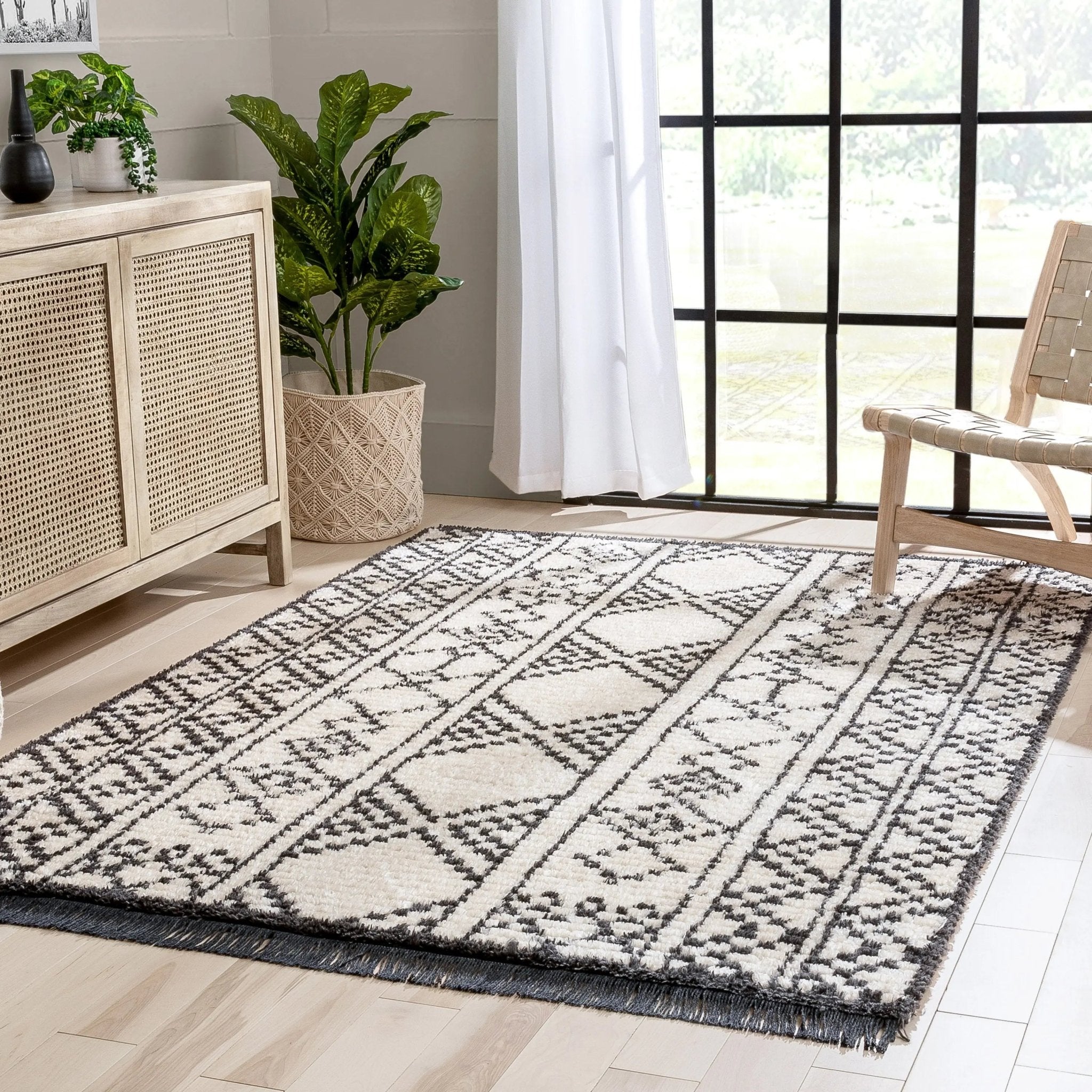Tallulah Tribal Diamond Lattice Pattern Grey High-Low Textured Pile Rug Well Woven