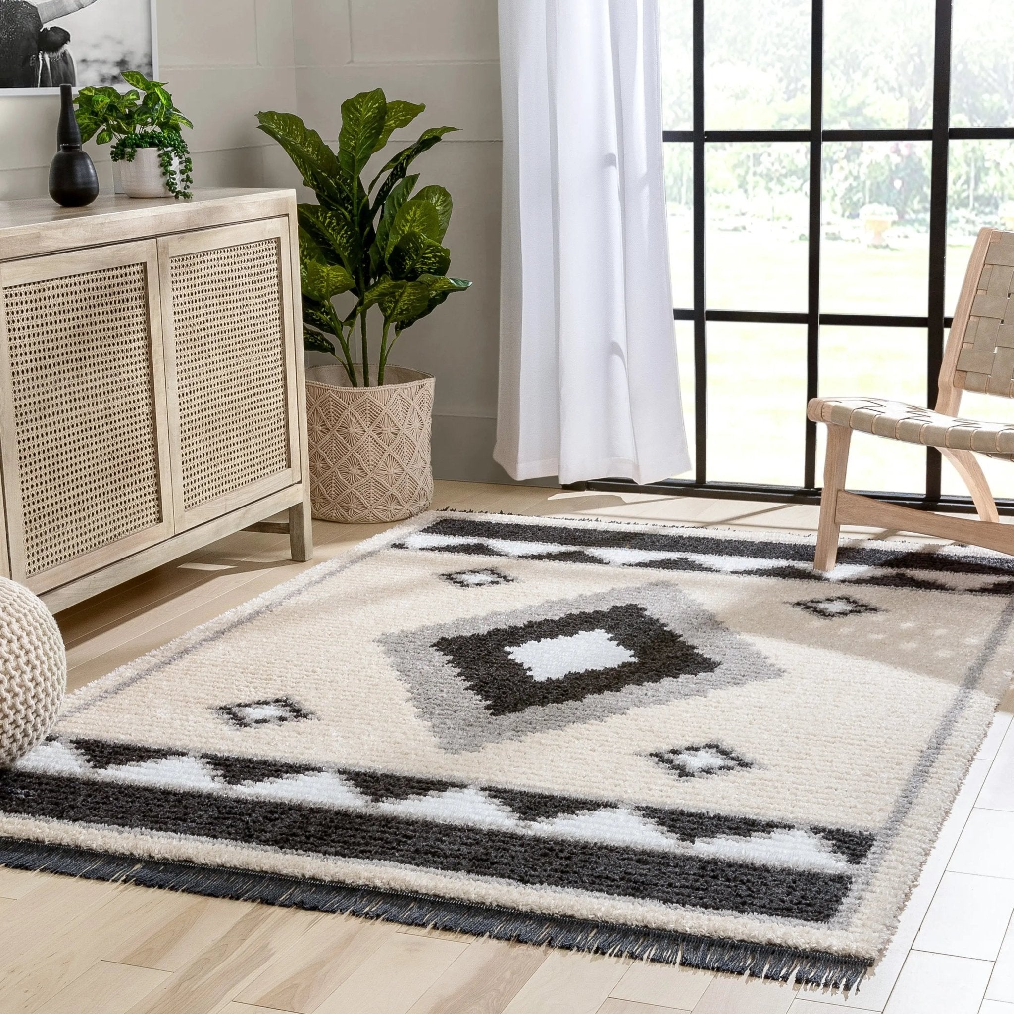 Una Moroccan Diamond Medallion Pattern Grey High-Low Textured Pile Rug Well Woven