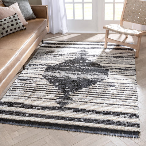 Sakari Moroccan Diamond Medallion Pattern Grey High-Low Textured Pile Rug