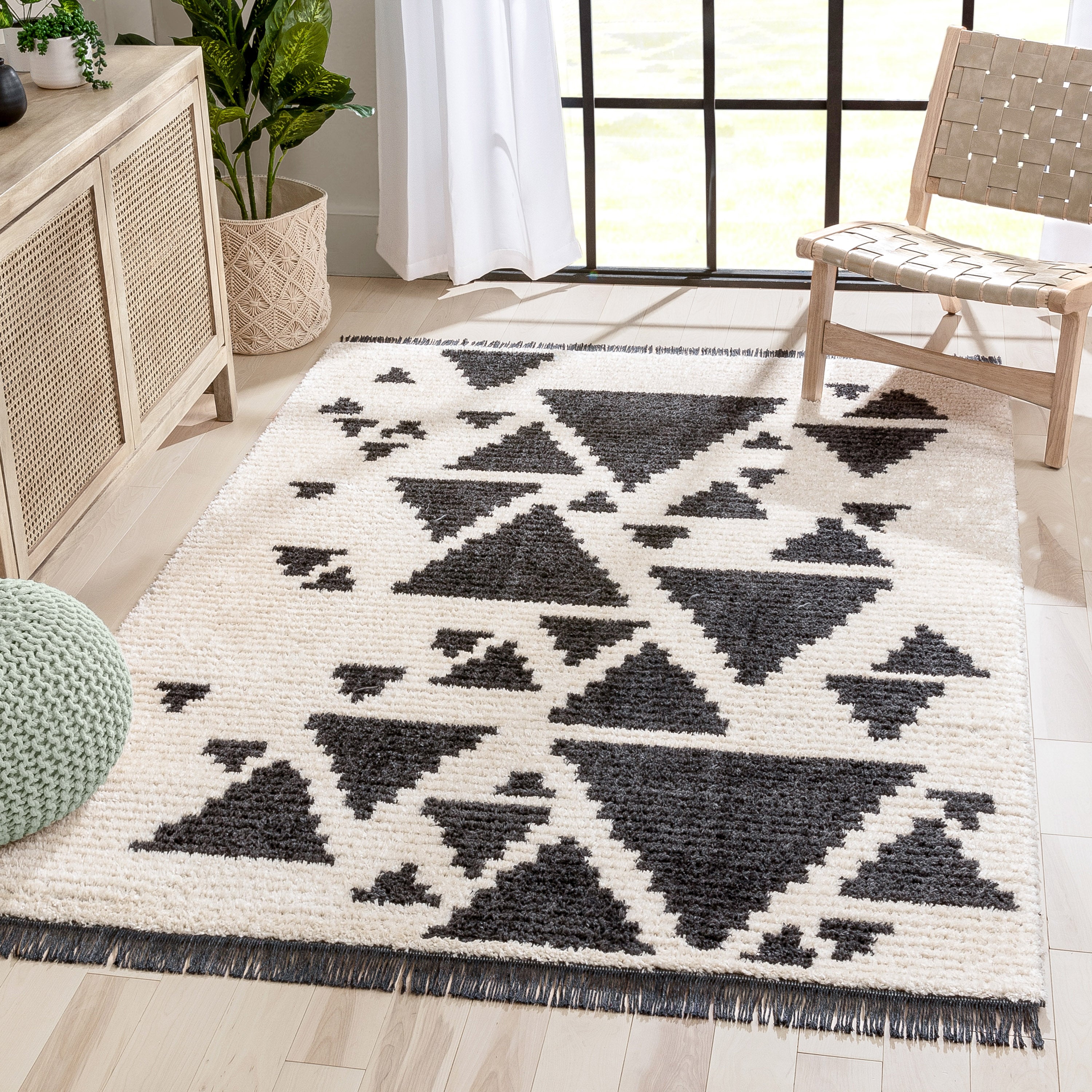 Elu Tribal Geometric Pattern Grey High-Low Textured Pile Rug