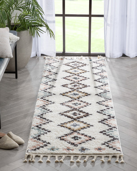 Moselle Vintage Moroccan Diamond Ivory Shag Rug
