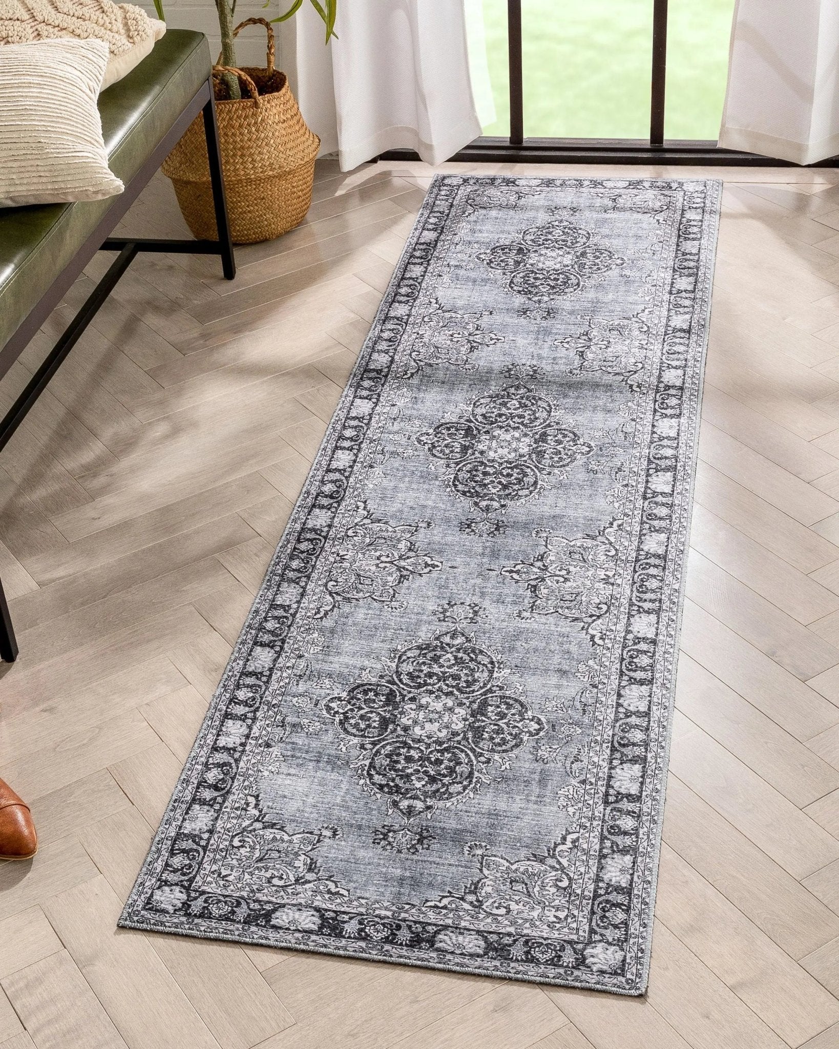 Tarifa Vintage Bohemian Medallion Grey Machine Washable Rug Well Woven